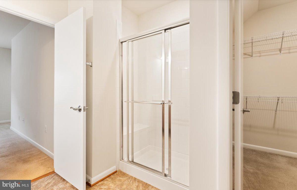 ONE LOUDOUN - Residential Lease