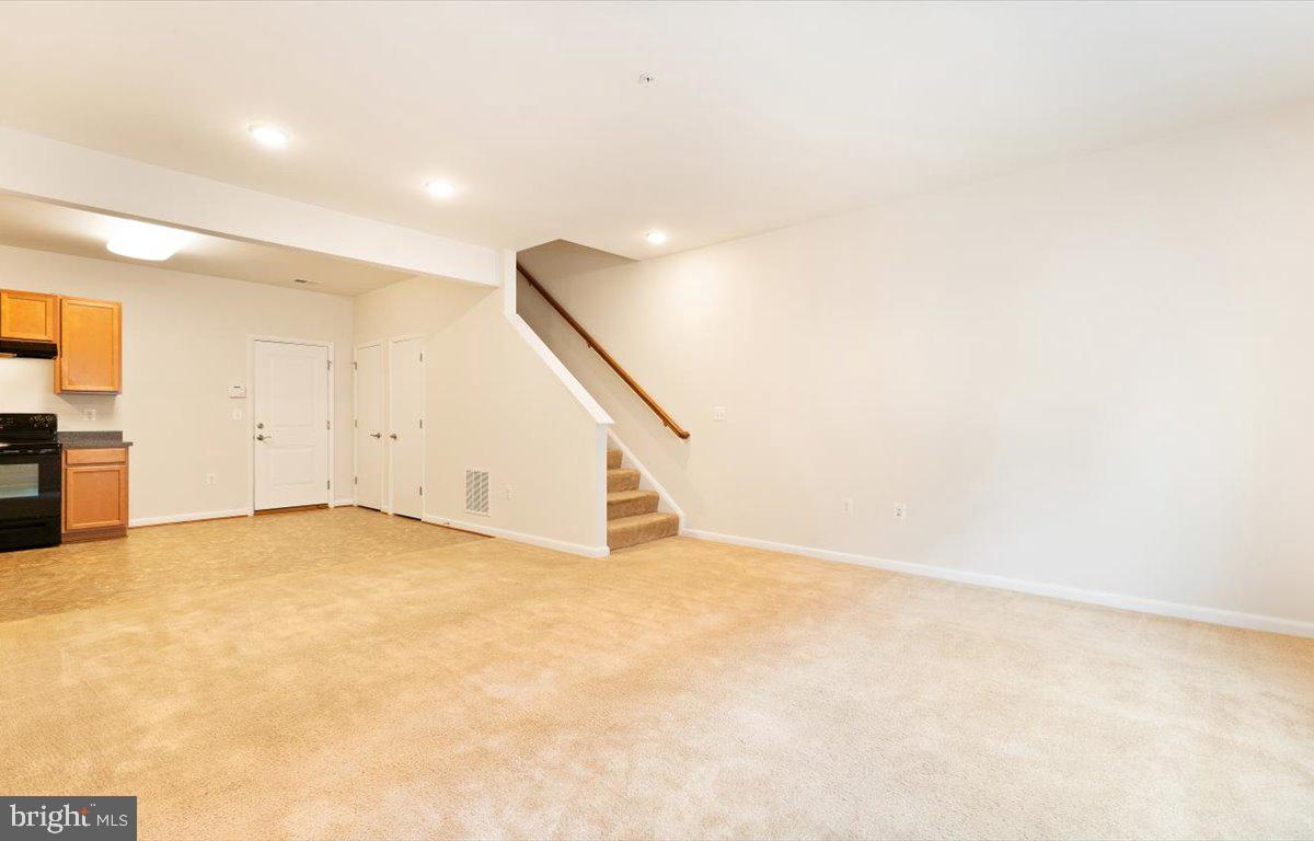 ONE LOUDOUN - Residential Lease