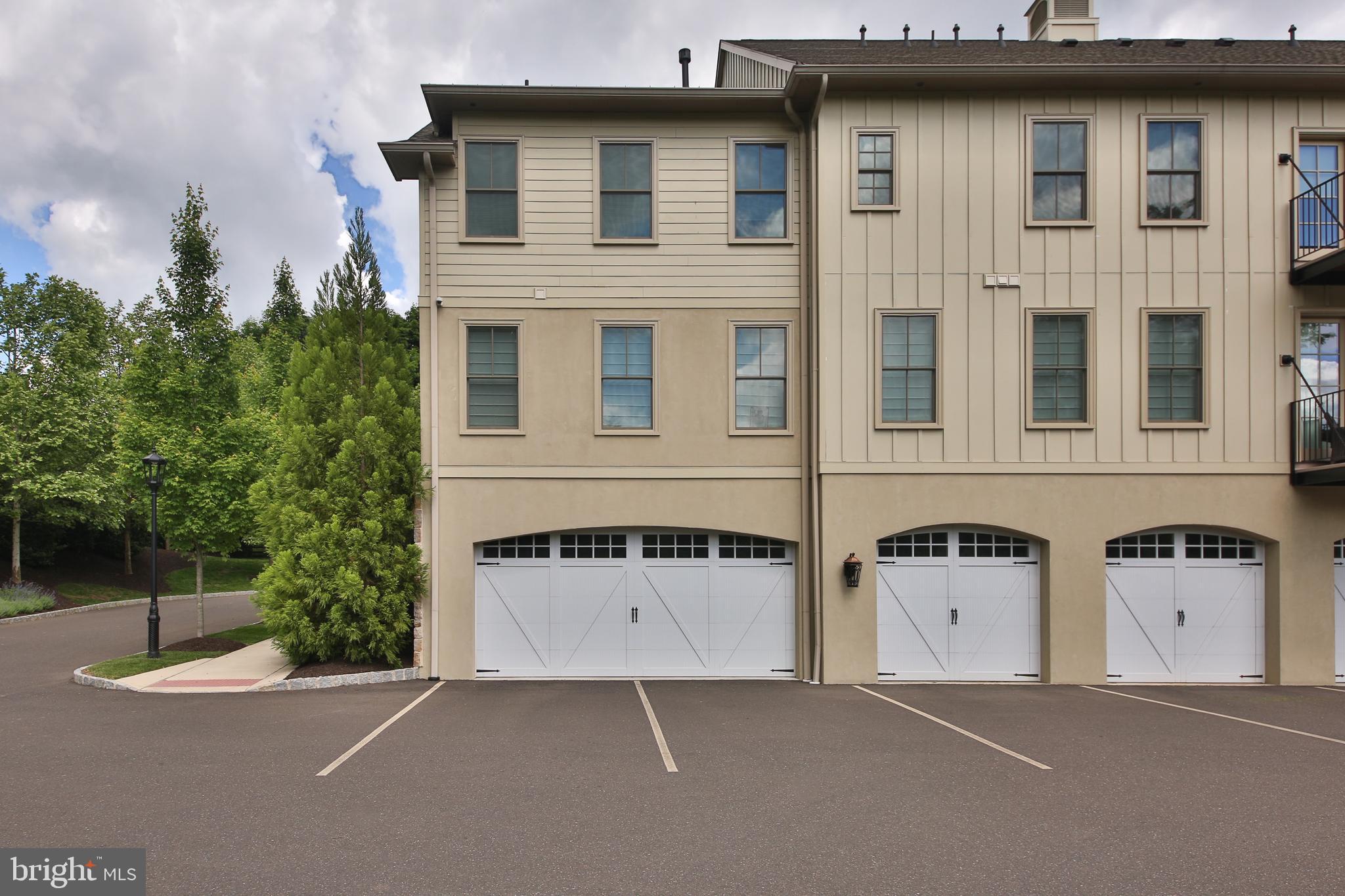 TOWNS EDGE - Residential