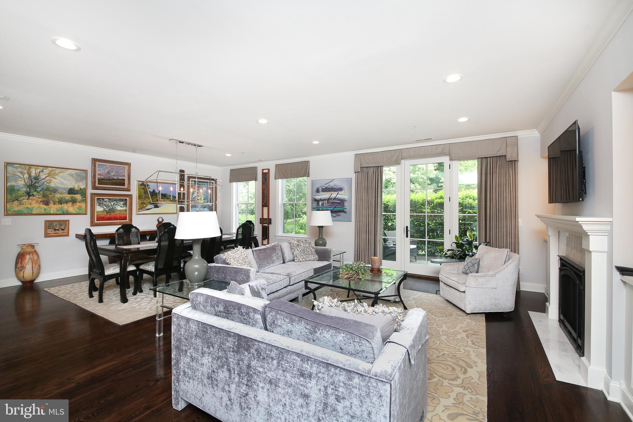 TOWNS EDGE - Residential