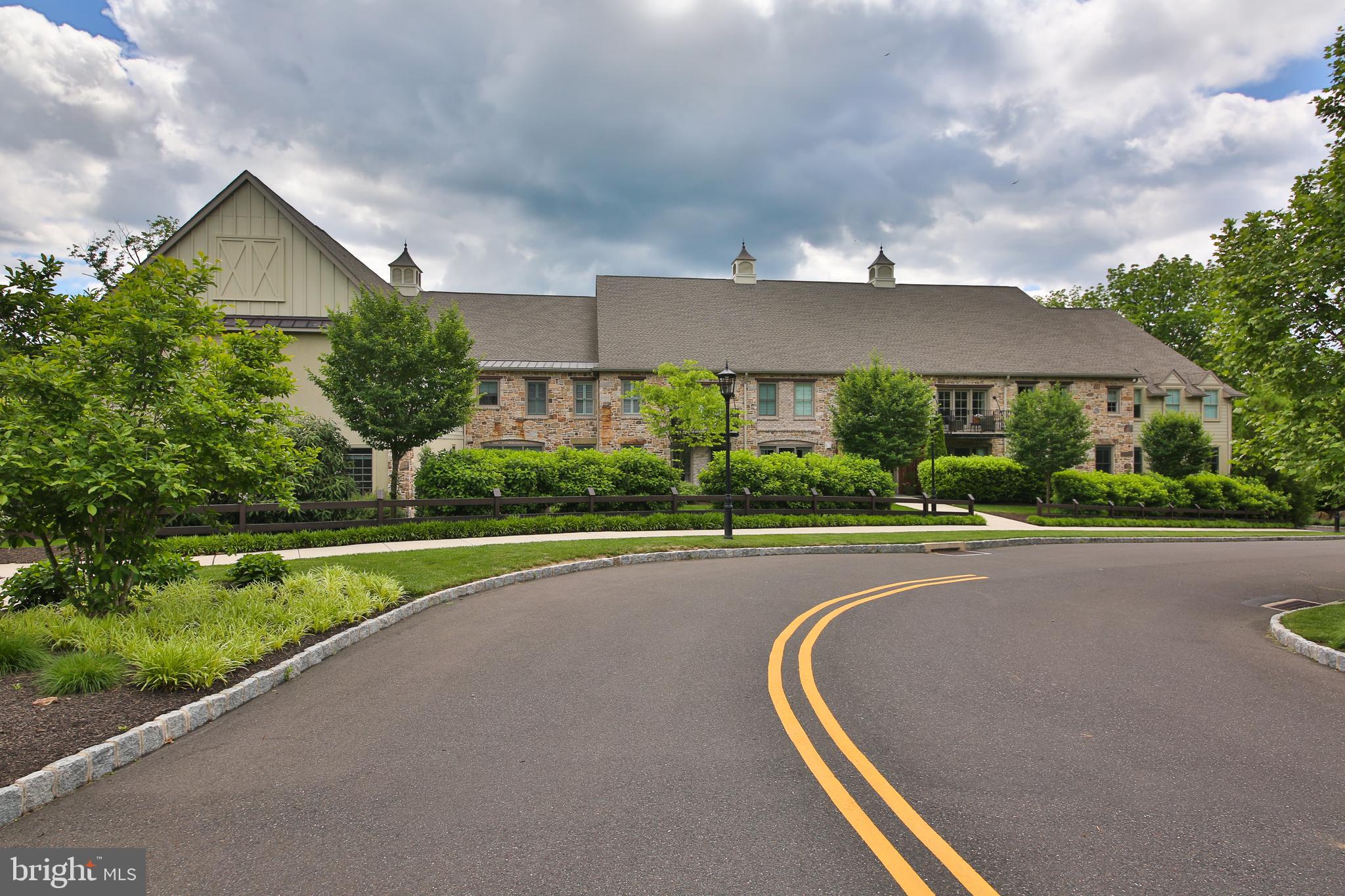 TOWNS EDGE - Residential