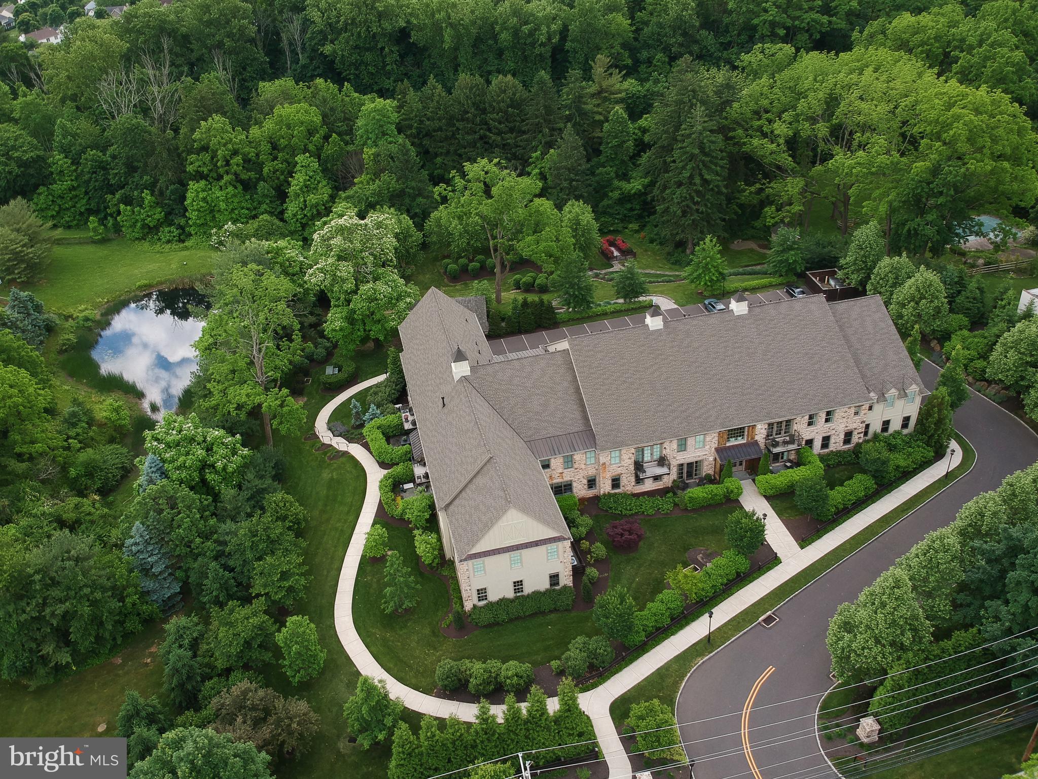 TOWNS EDGE - Residential