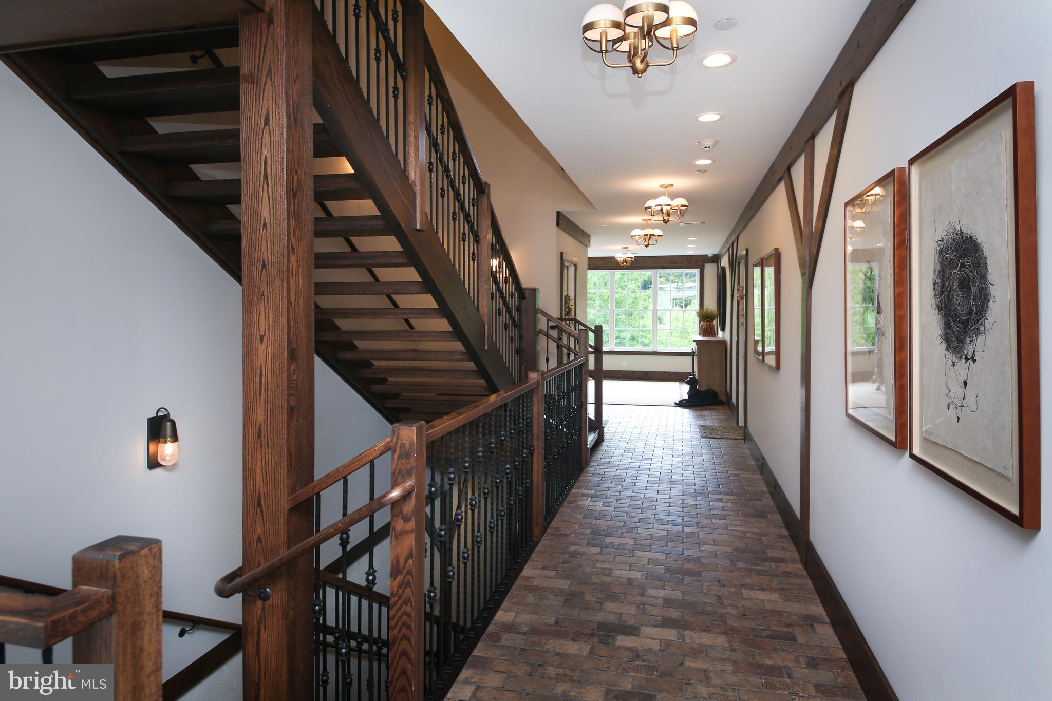 TOWNS EDGE - Residential