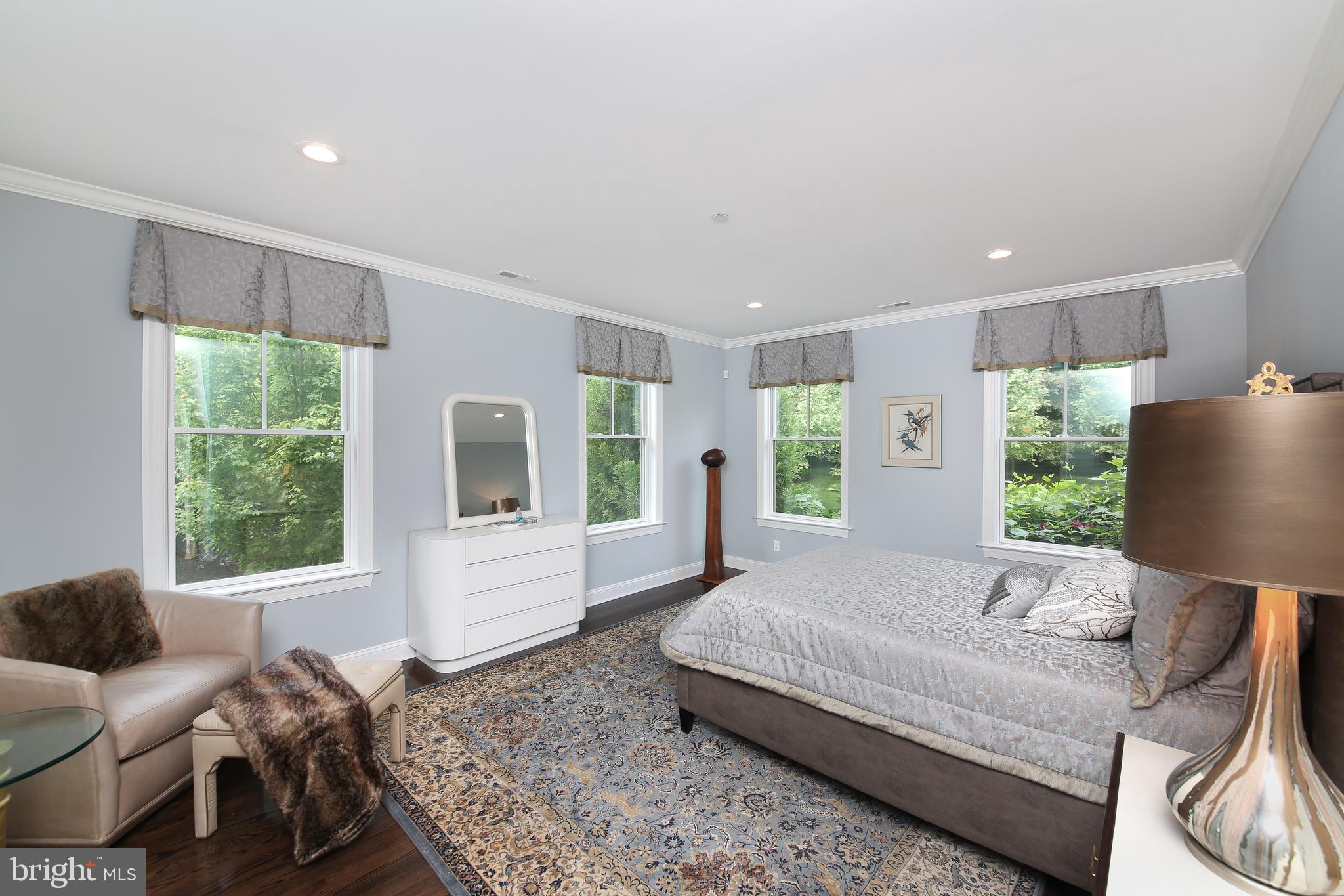 TOWNS EDGE - Residential