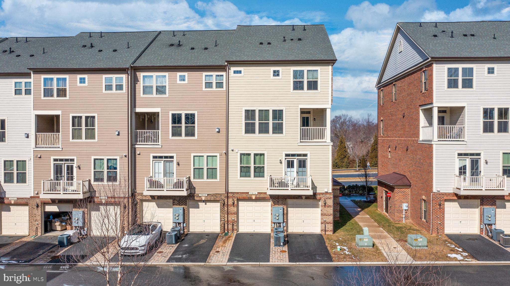 VILLAGES OF URBANA - Residential