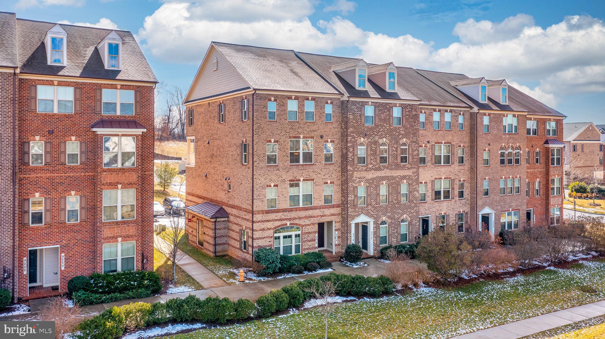 VILLAGES OF URBANA - Residential