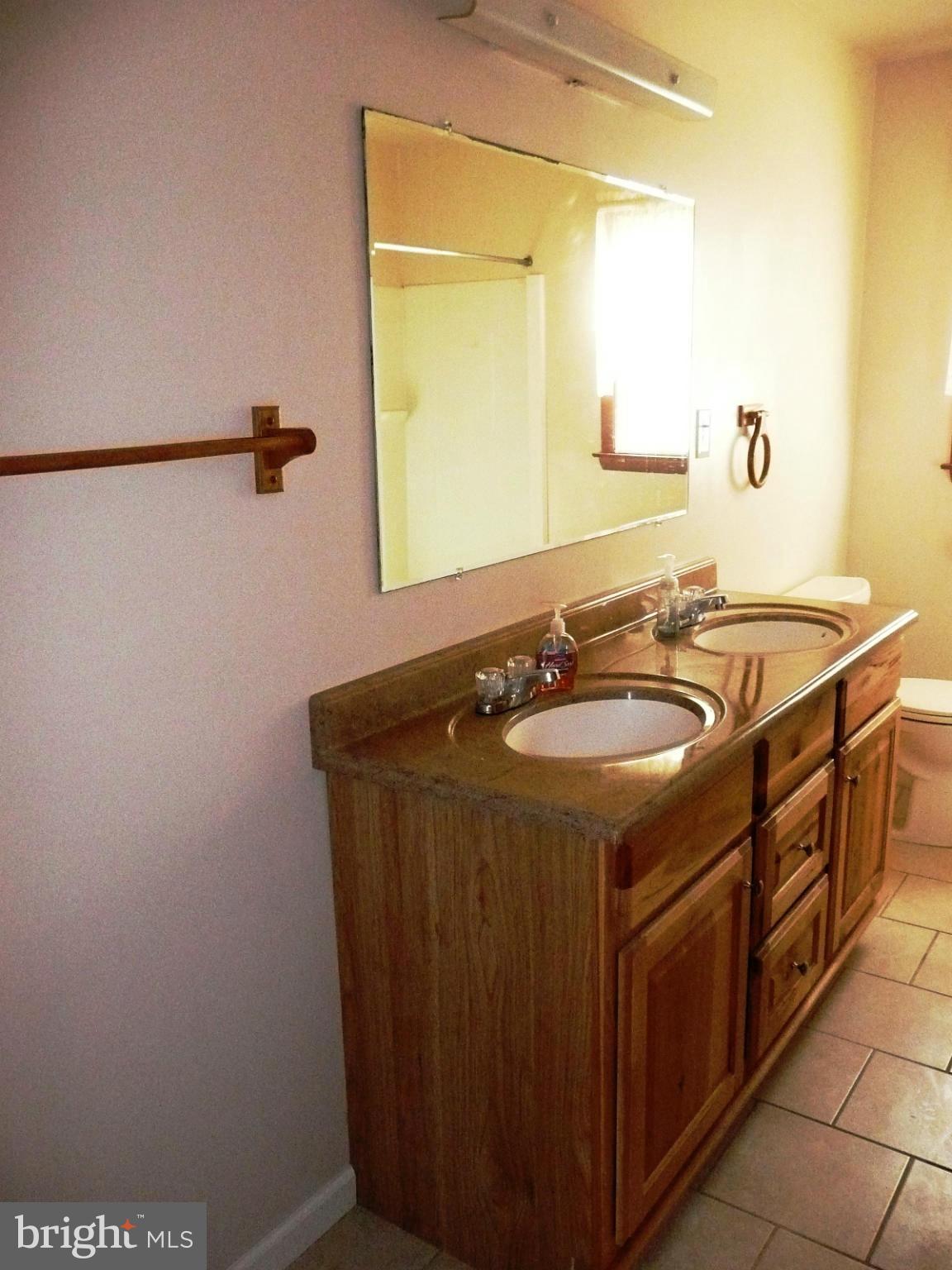 ORCHARD HILLS - Residential