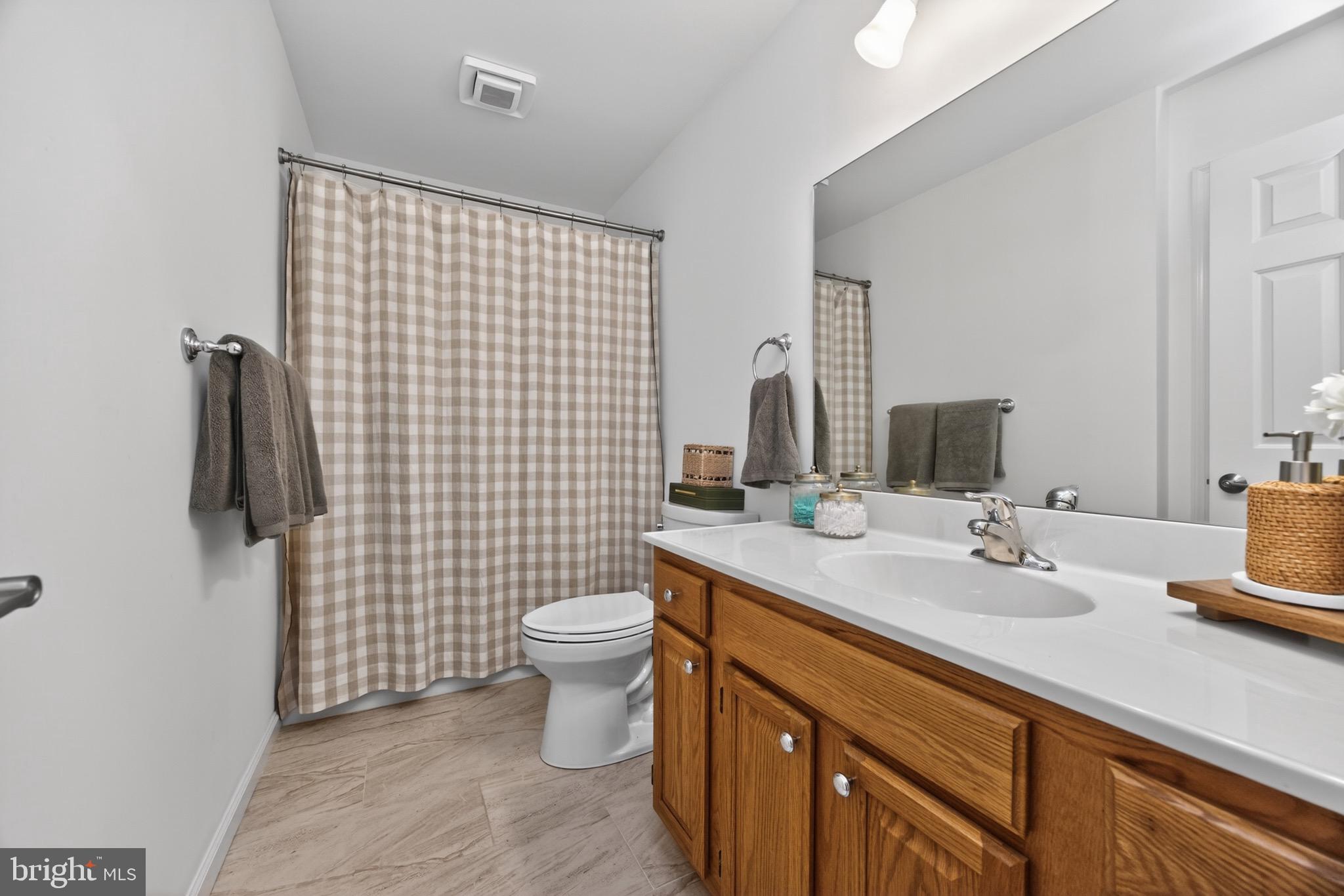 PENNINGTONVILLE MEADOWS - Residential