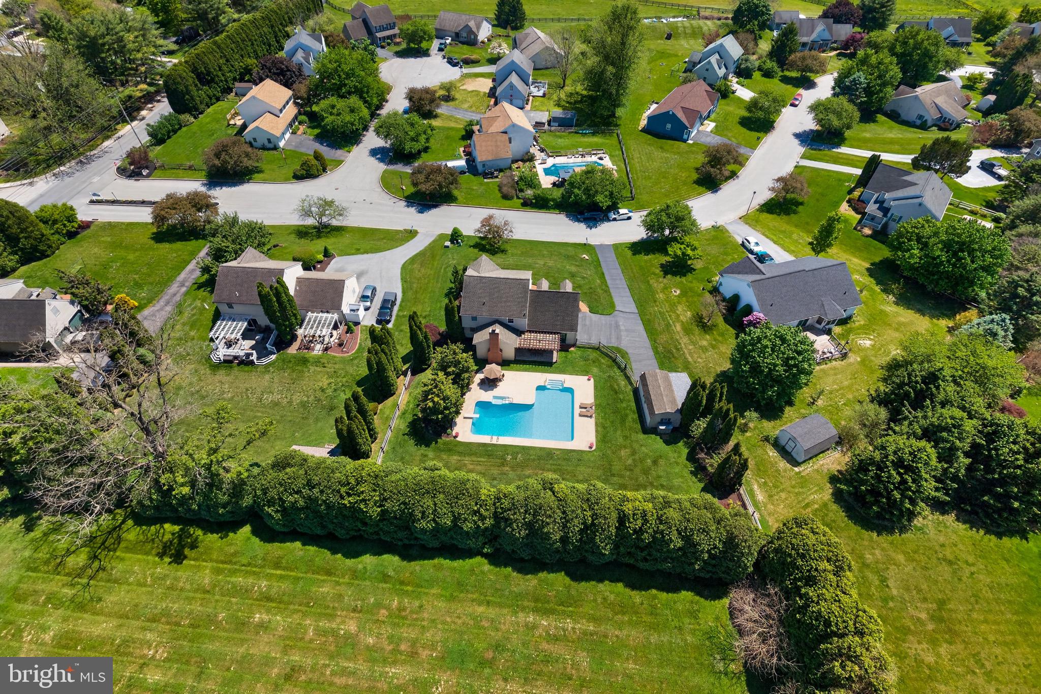 PENNINGTONVILLE MEADOWS - Residential