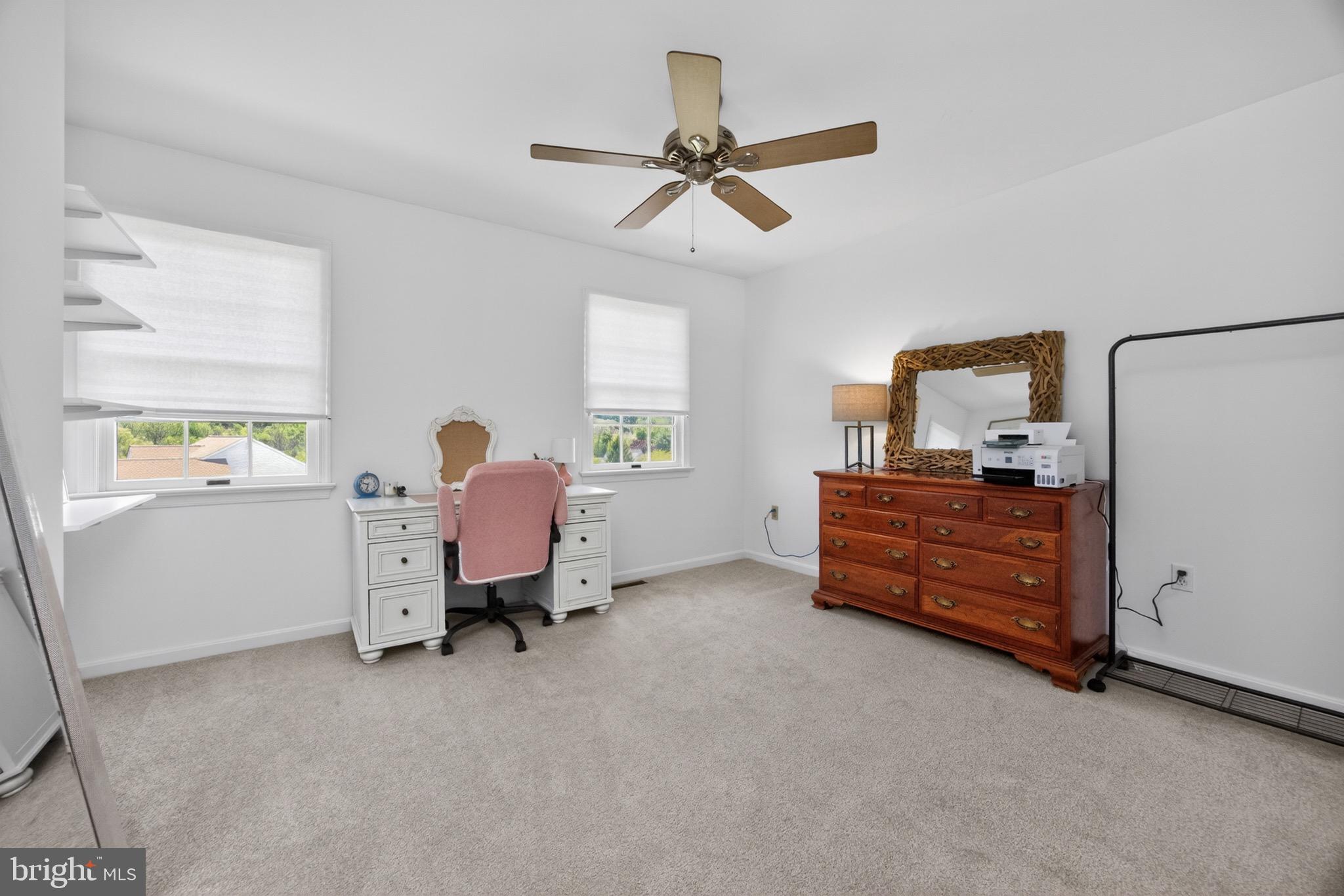 PENNINGTONVILLE MEADOWS - Residential