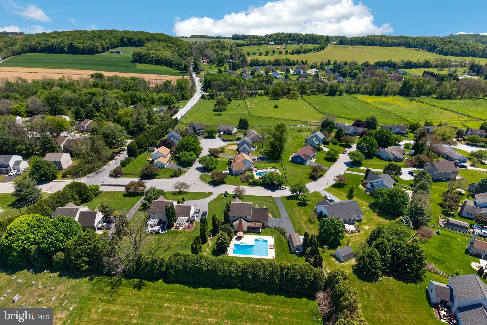 PENNINGTONVILLE MEADOWS - Residential