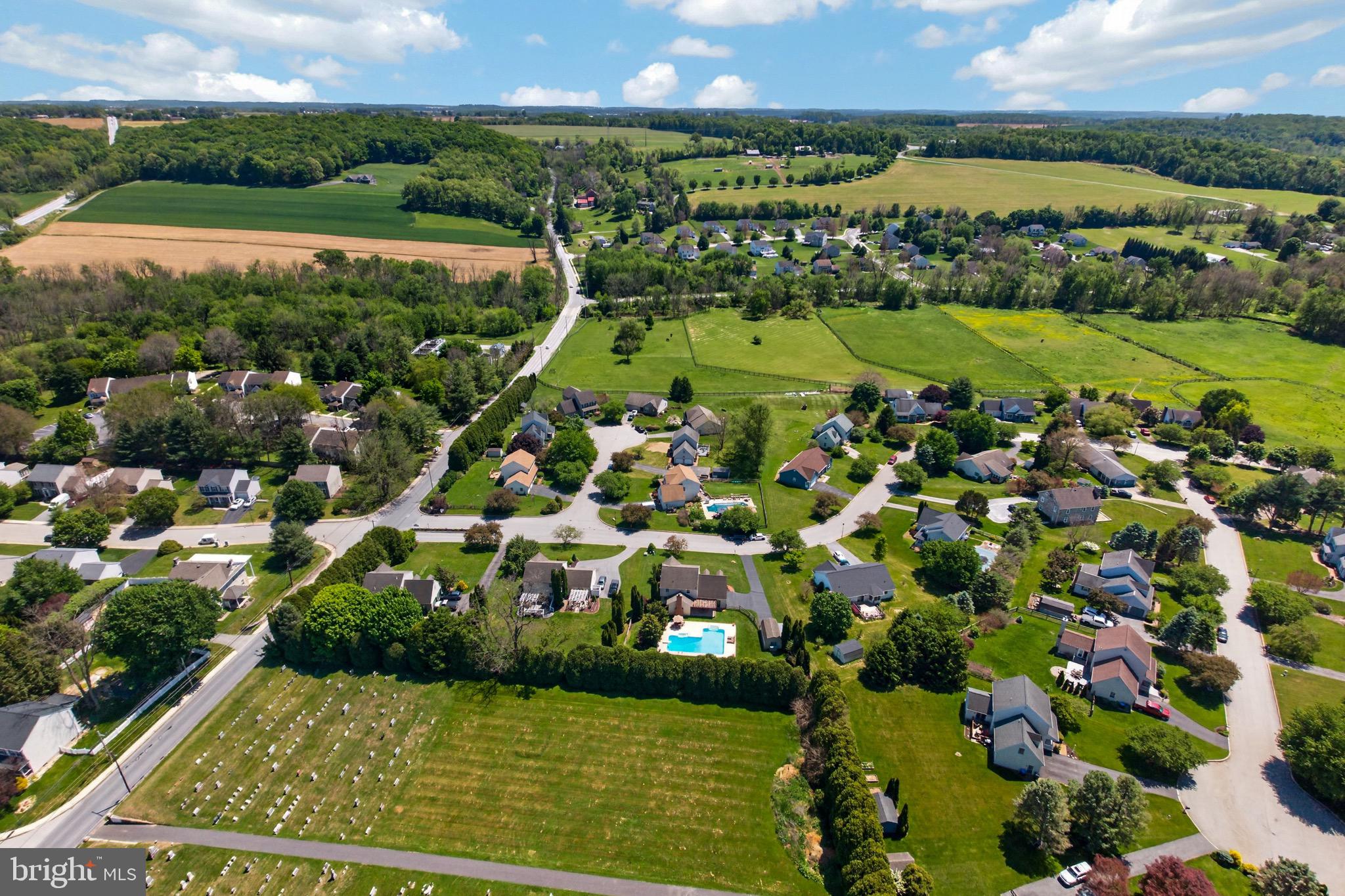 PENNINGTONVILLE MEADOWS - Residential