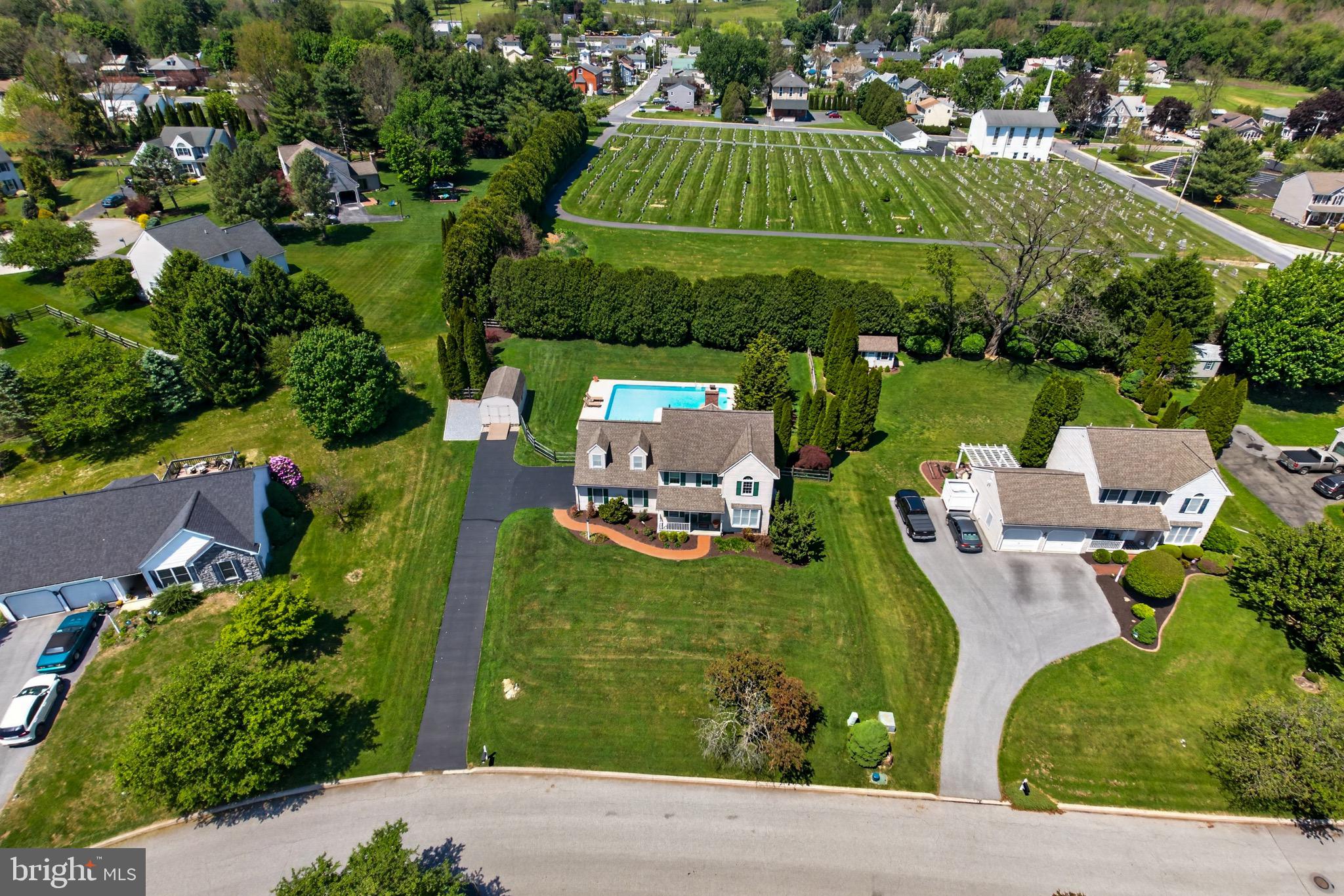 PENNINGTONVILLE MEADOWS - Residential