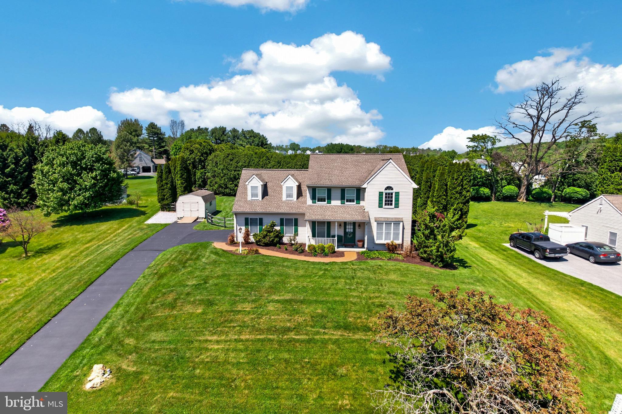 PENNINGTONVILLE MEADOWS - Residential