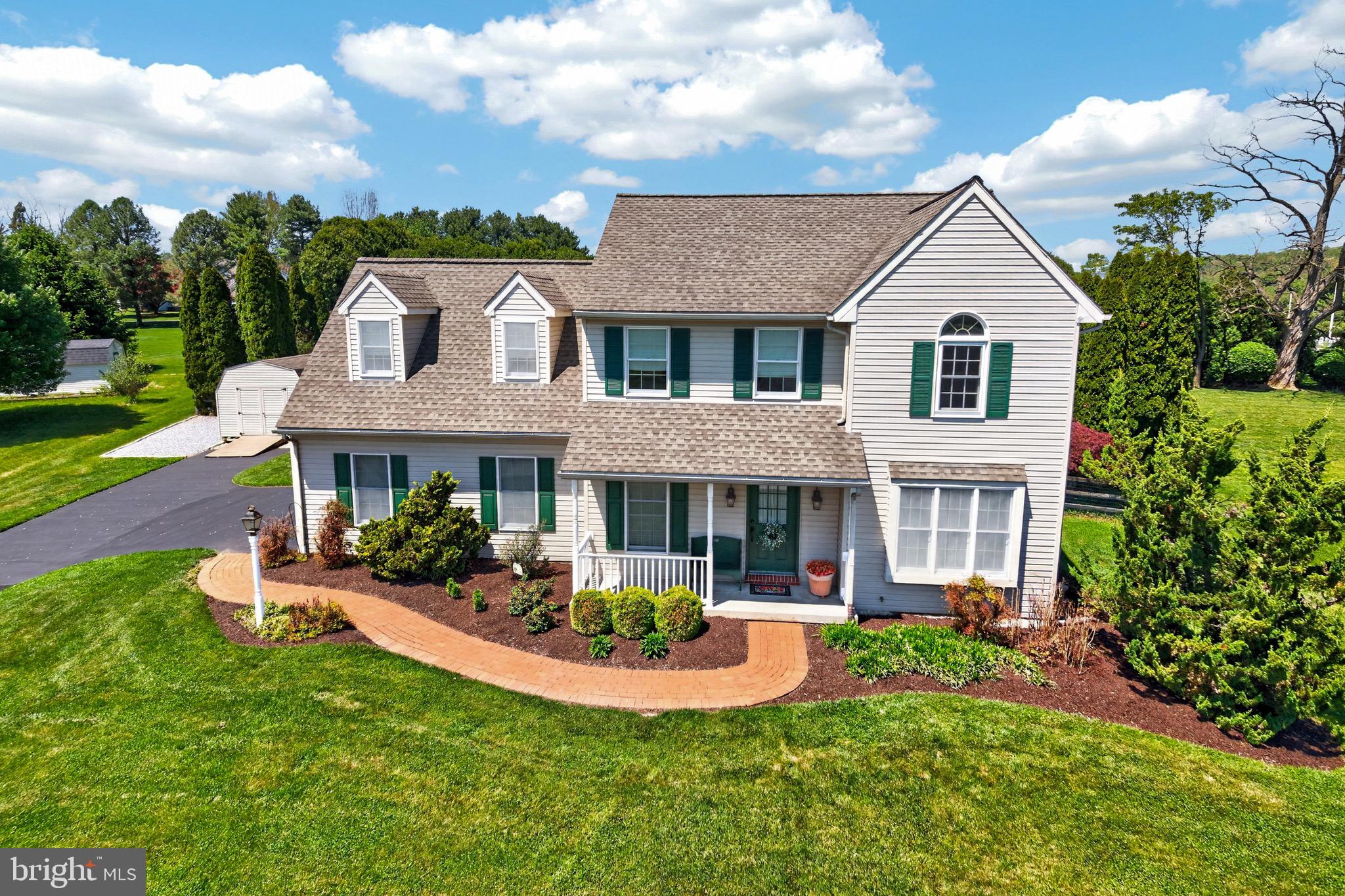 PENNINGTONVILLE MEADOWS - Residential