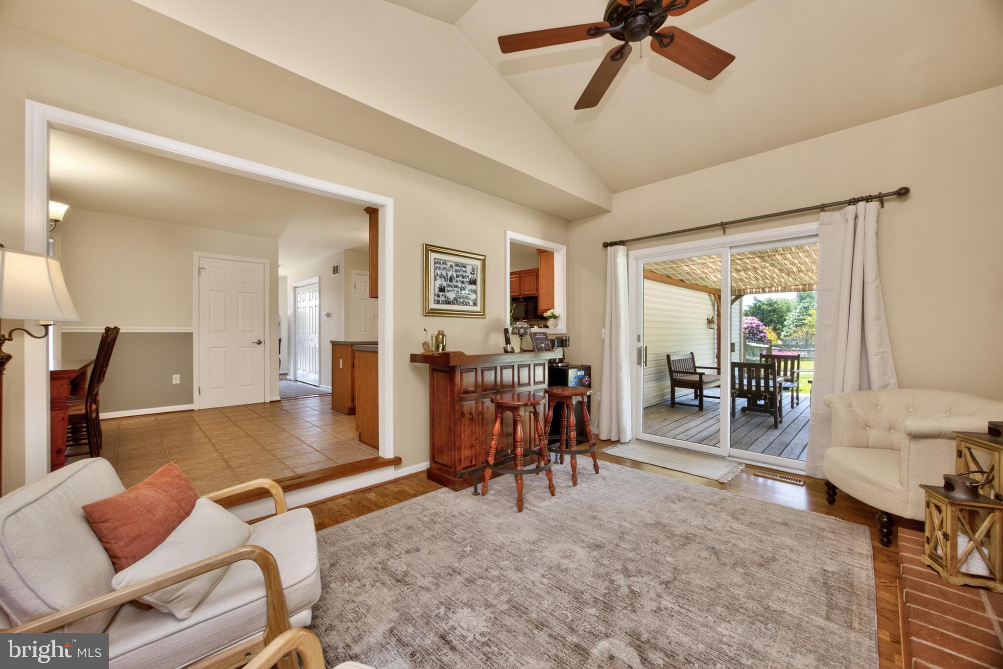 PENNINGTONVILLE MEADOWS - Residential