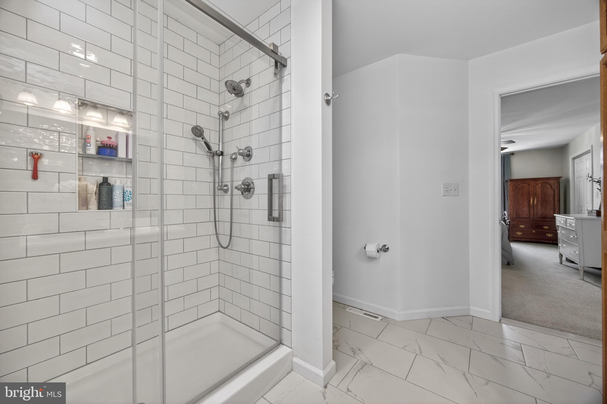 PENNINGTONVILLE MEADOWS - Residential