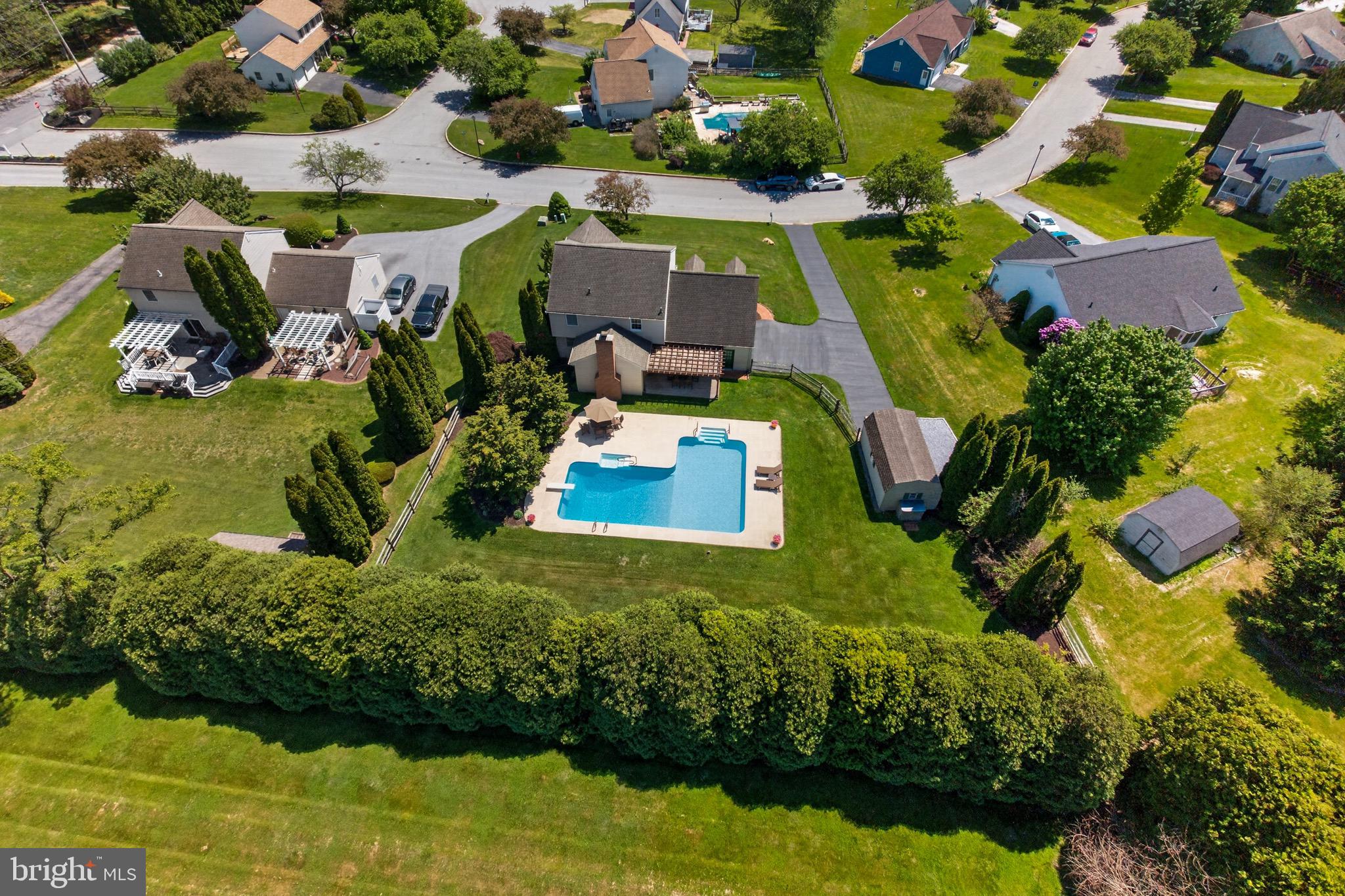 PENNINGTONVILLE MEADOWS - Residential