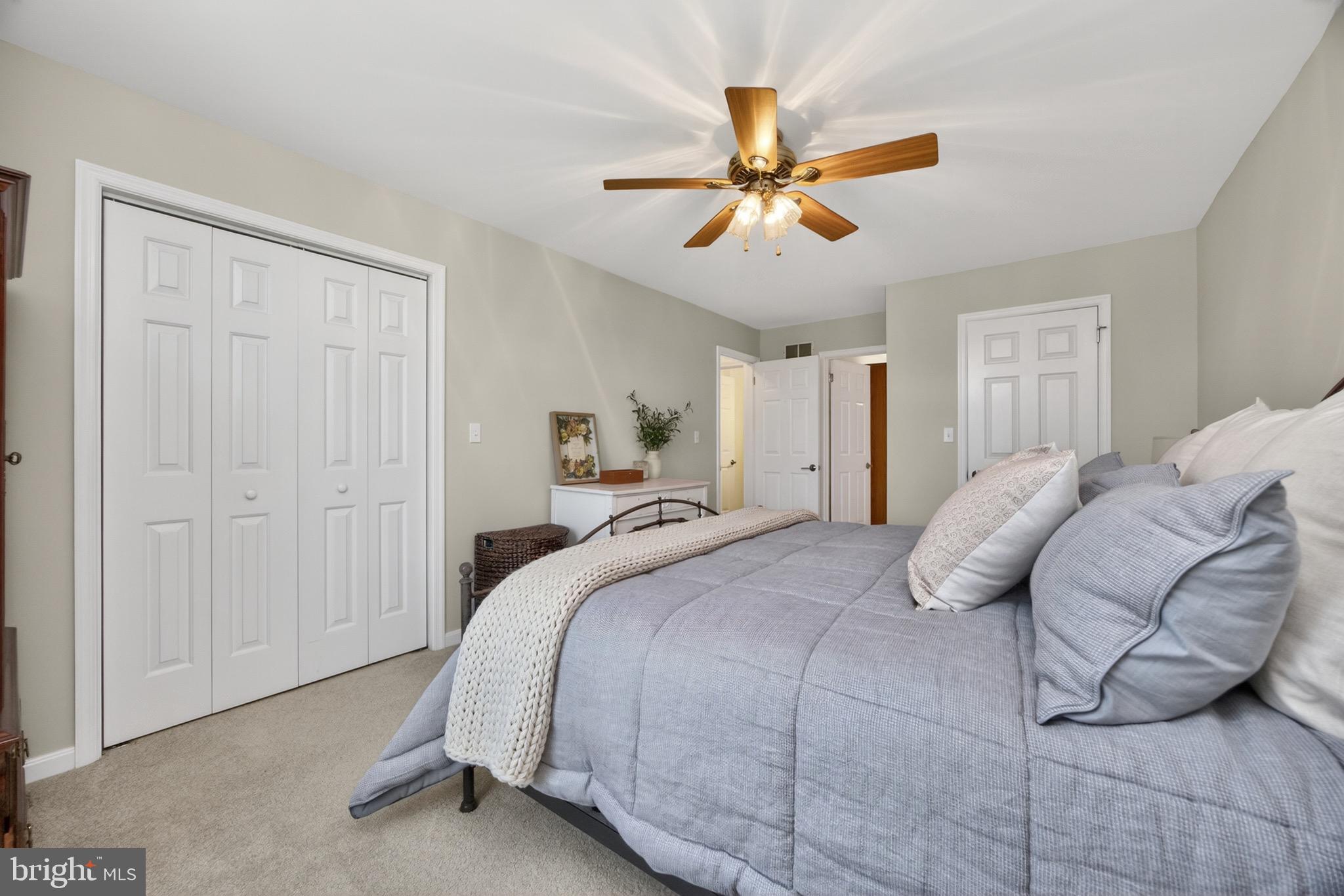 PENNINGTONVILLE MEADOWS - Residential