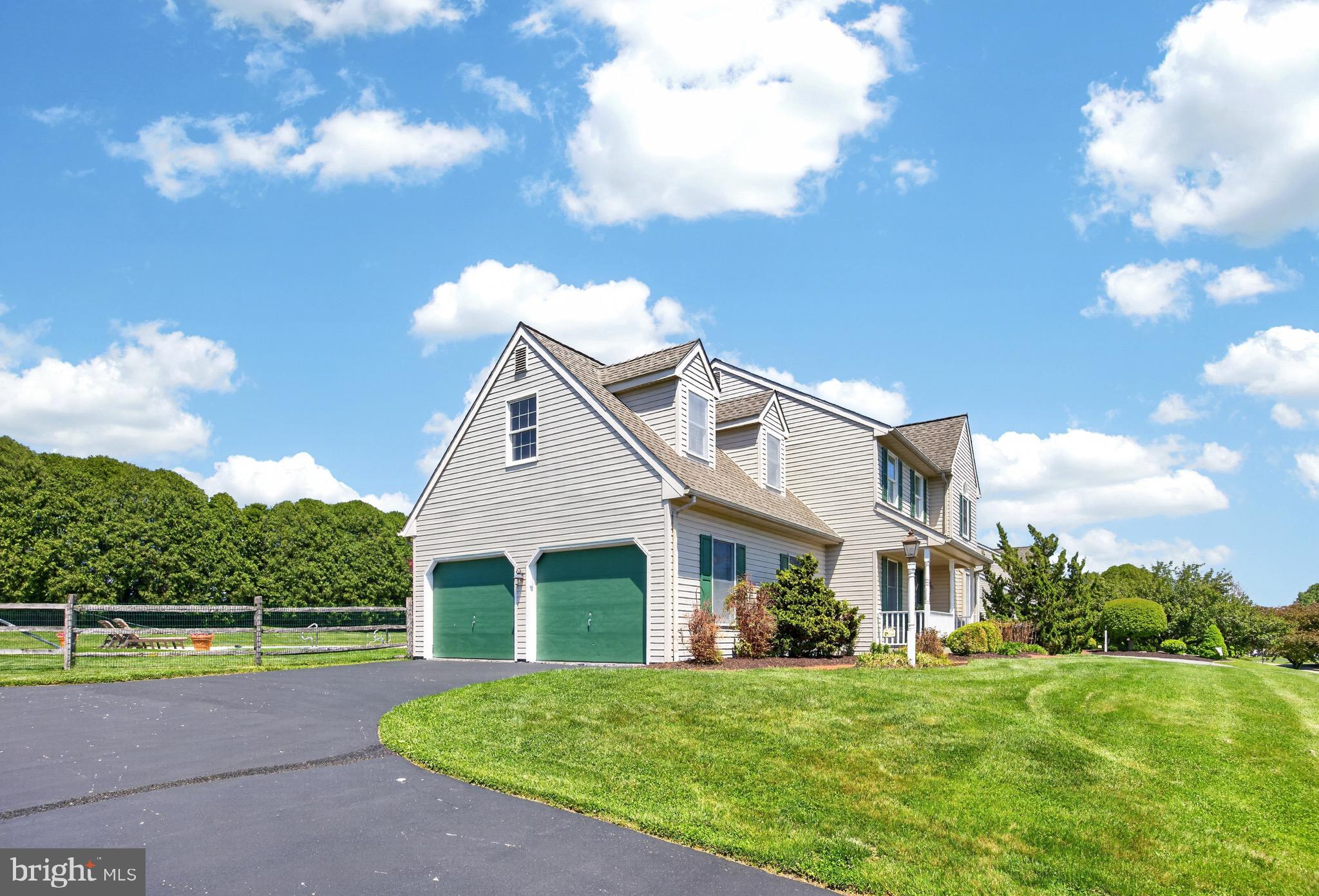 PENNINGTONVILLE MEADOWS - Residential