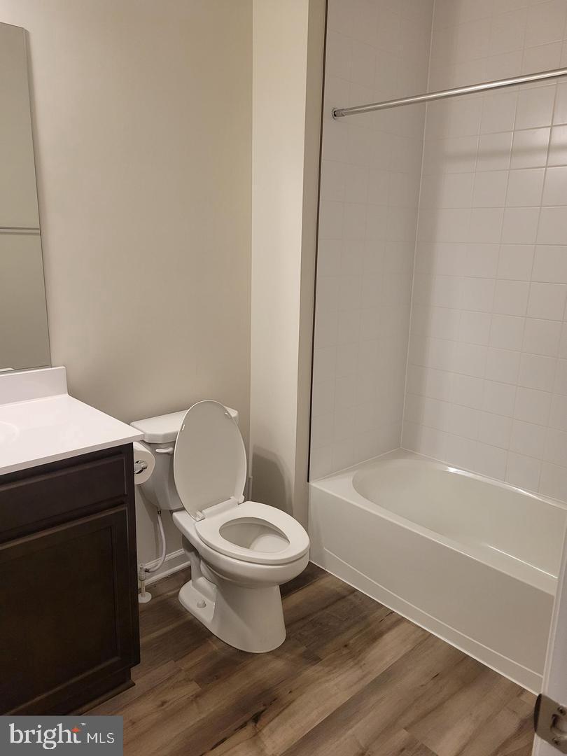 WESTRIDGE AT WESTPHALIA - Residential Lease