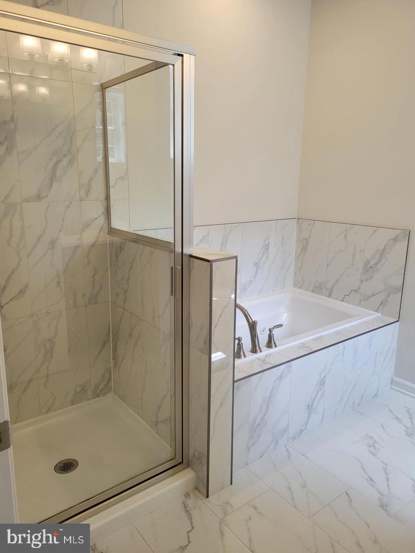 WESTRIDGE AT WESTPHALIA - Residential Lease