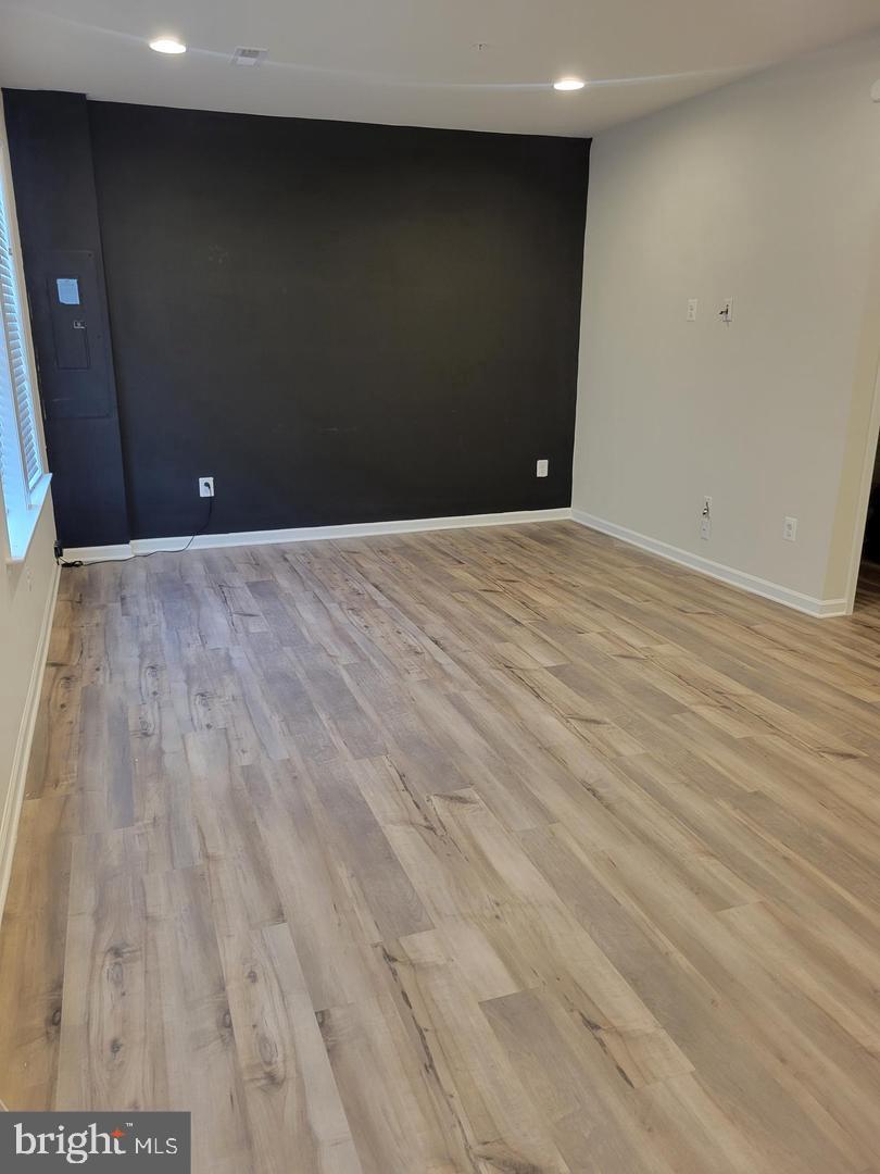 WESTRIDGE AT WESTPHALIA - Residential Lease