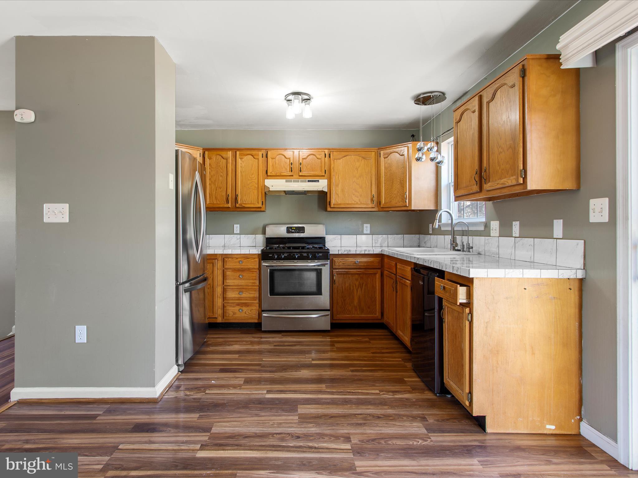 HAMPTON CHASE - Residential