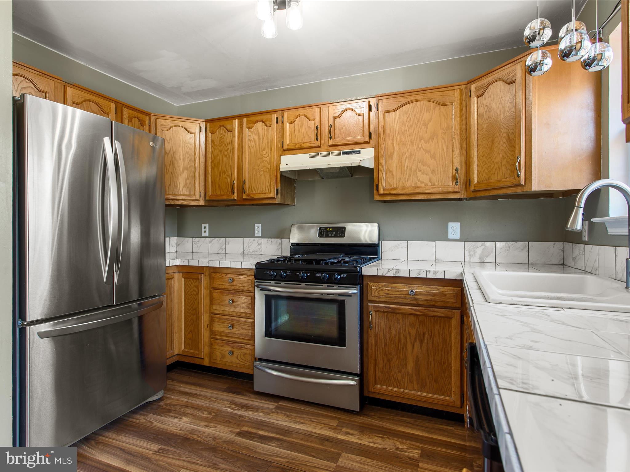 HAMPTON CHASE - Residential