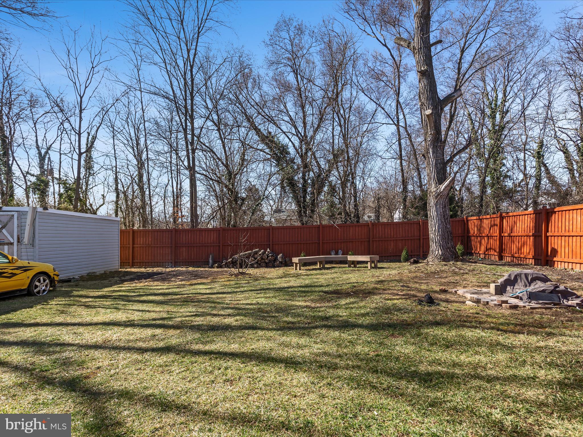 HAMPTON CHASE - Residential