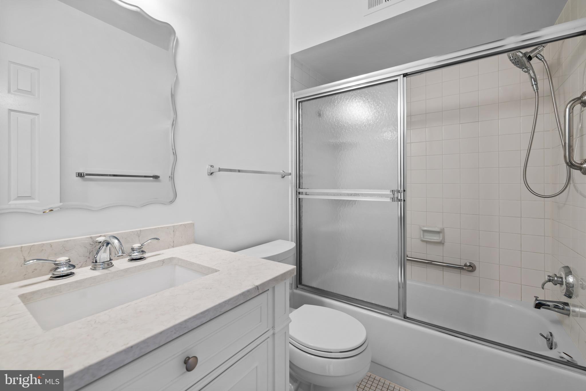 CHELSEA - Residential