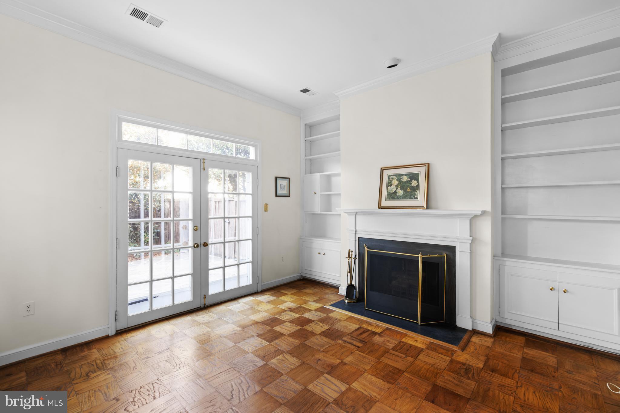 CHELSEA - Residential