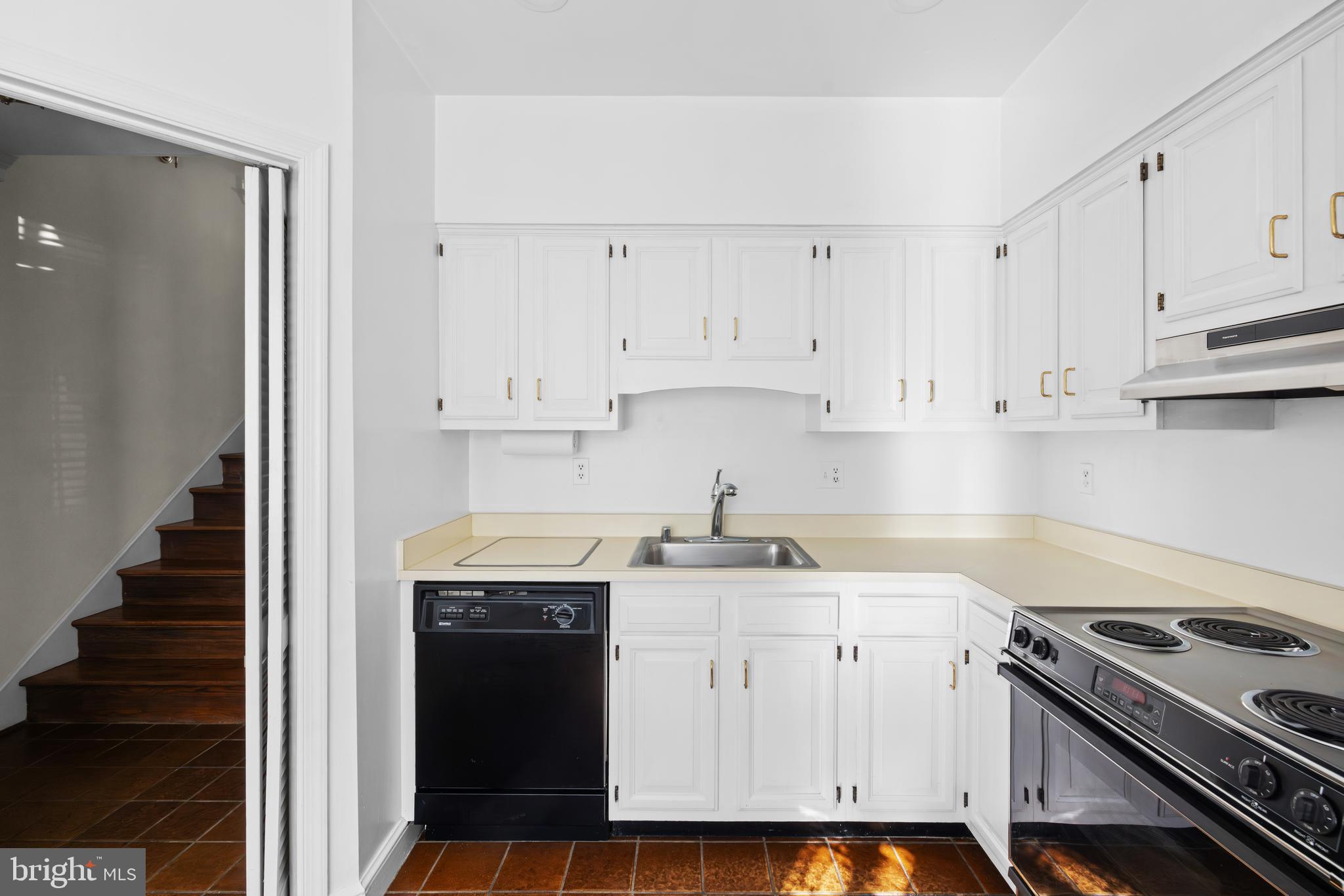 CHELSEA - Residential