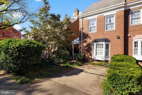 211 S WEST STREET S ALEXANDRIA VA 22314