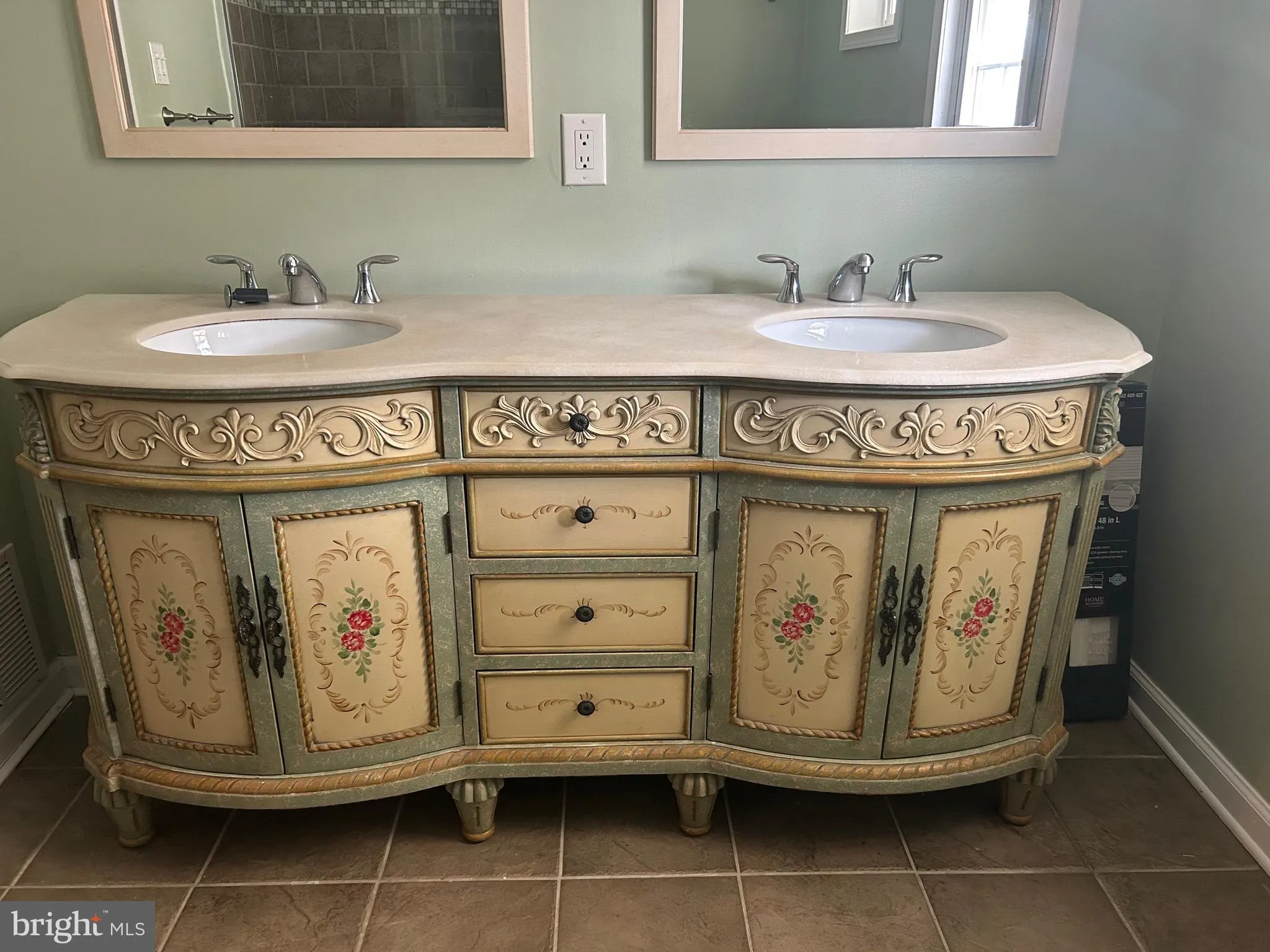 Philadelphia, Pennsylvania 19148, United States, 2 Bedrooms Bedrooms, ,1 BathroomBathrooms,Residential,Active,144960