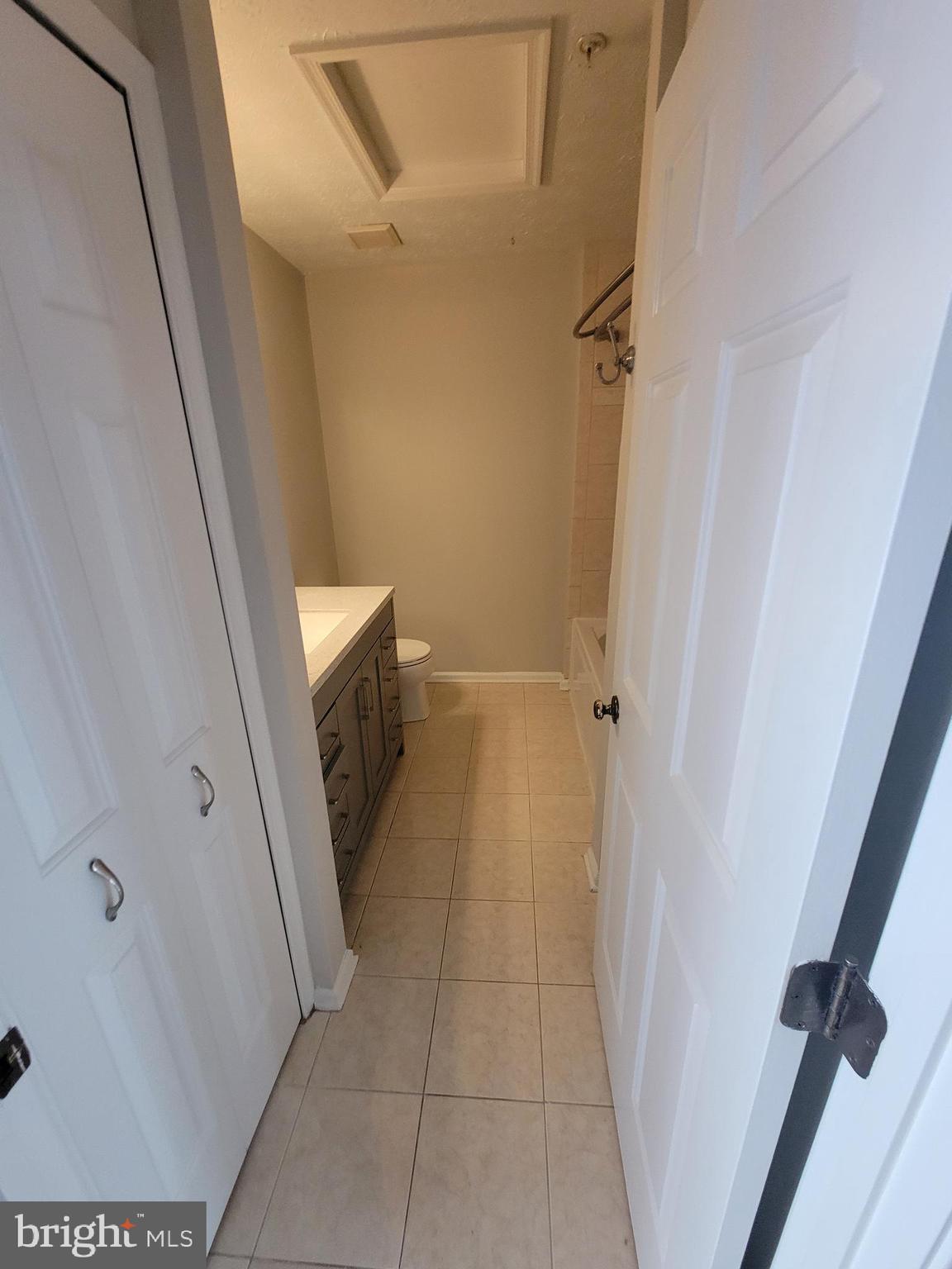 WYNDEMERE - Residential Lease