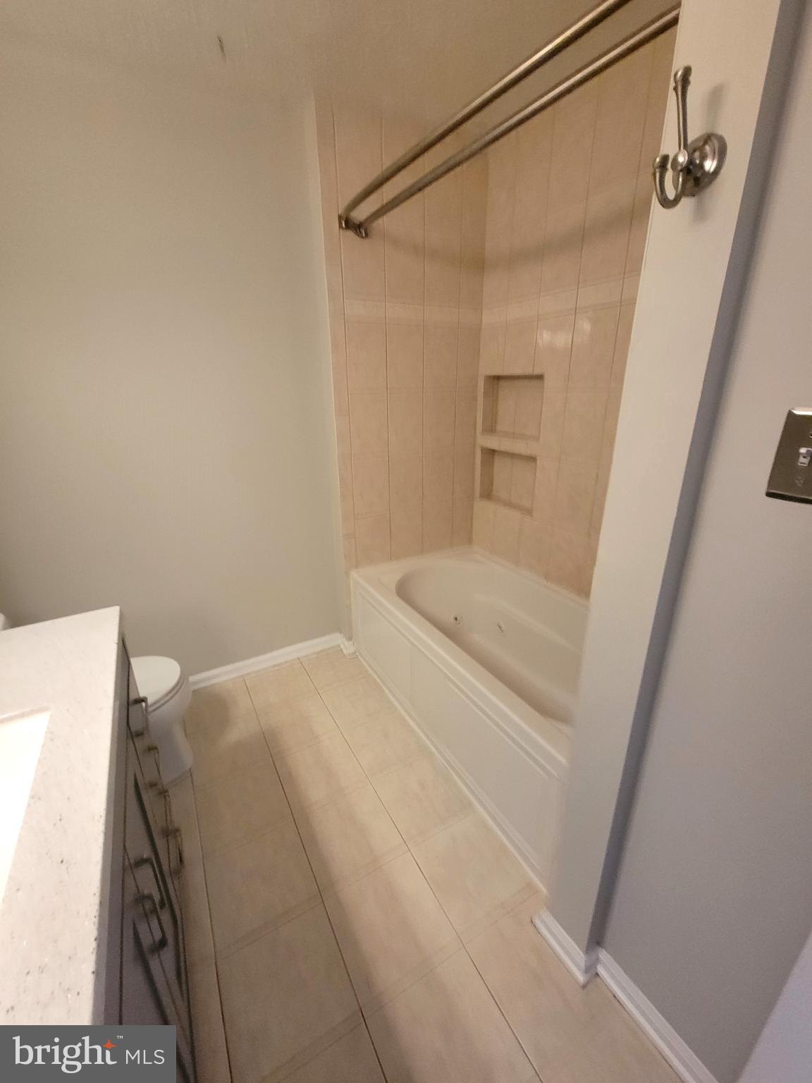 WYNDEMERE - Residential Lease