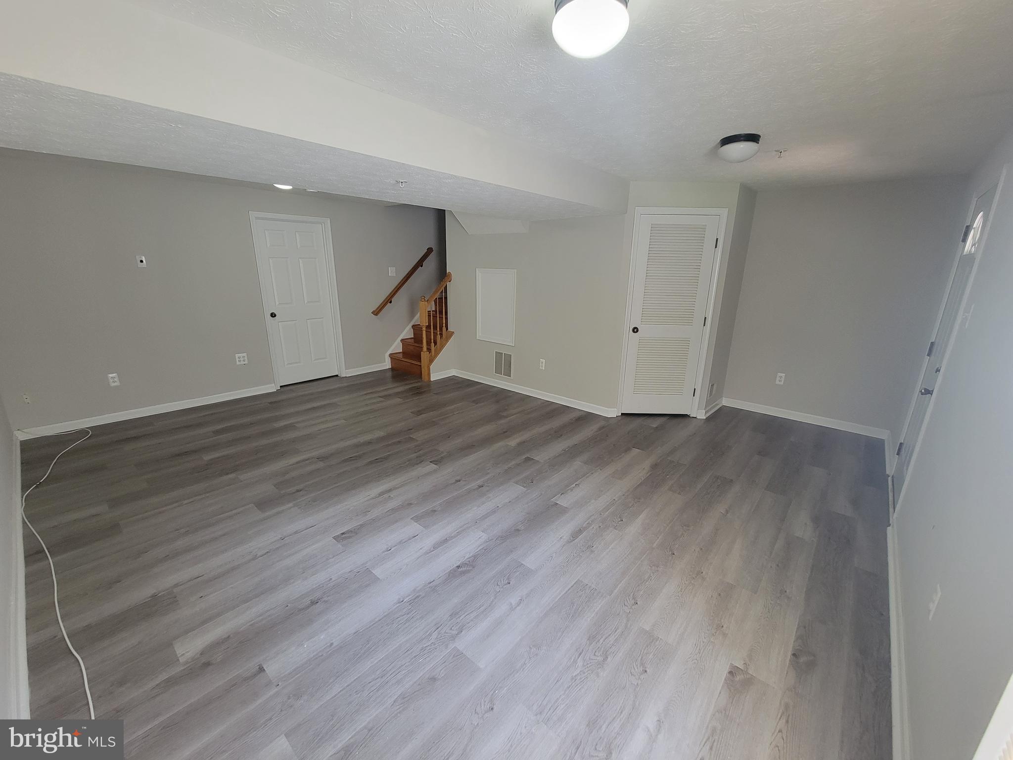 WYNDEMERE - Residential Lease