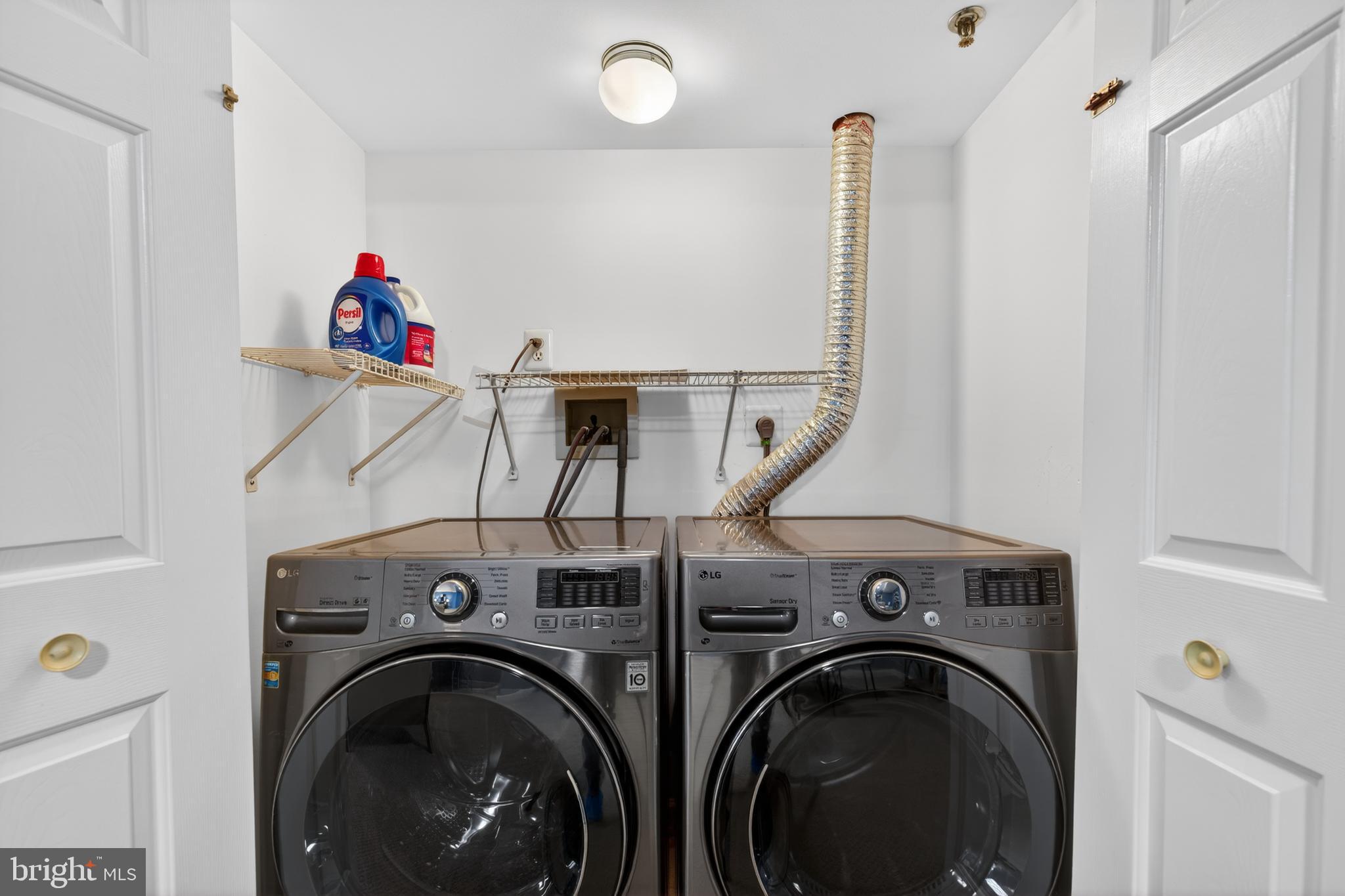 PINEY GLEN VILLAGE - Residential