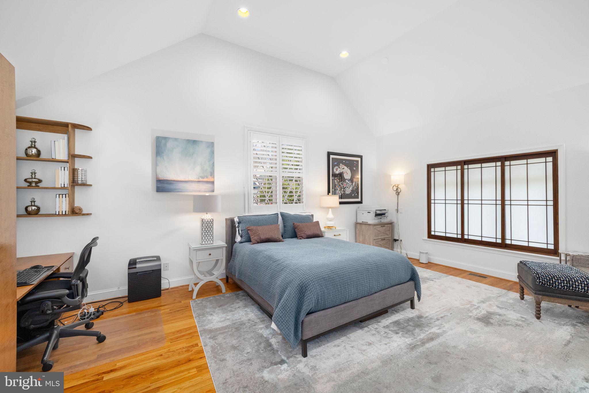 AYR HILL - Residential