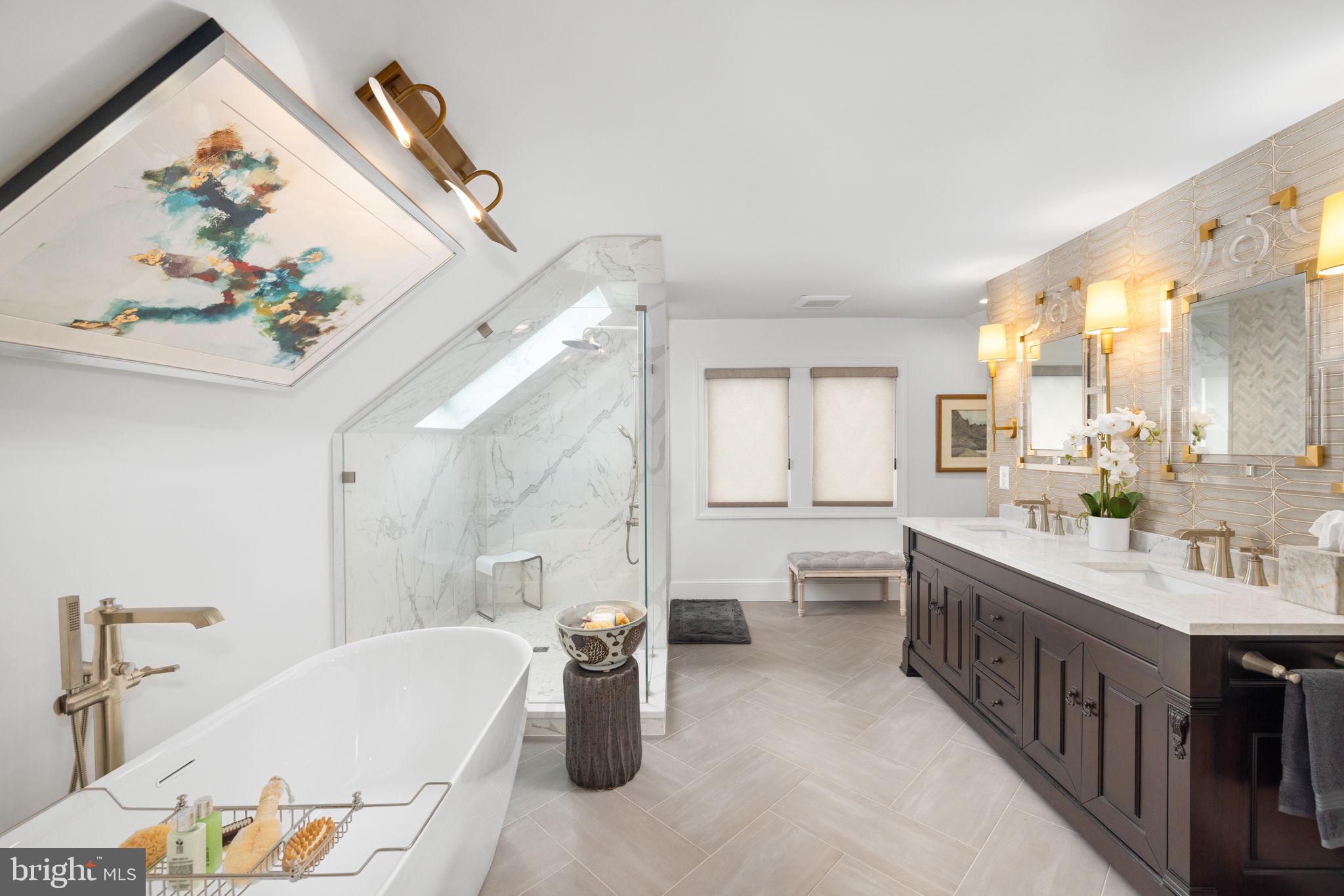 AYR HILL - Residential