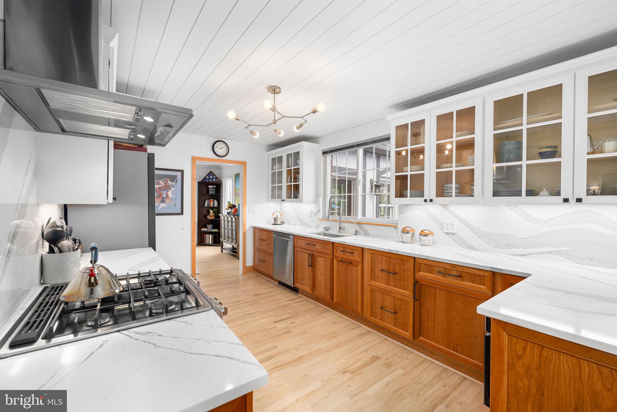 AYR HILL - Residential