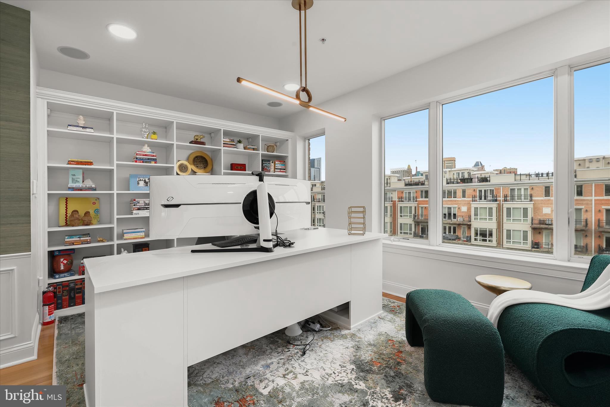 PIER HOMES AT HARBORVIEW - Residential