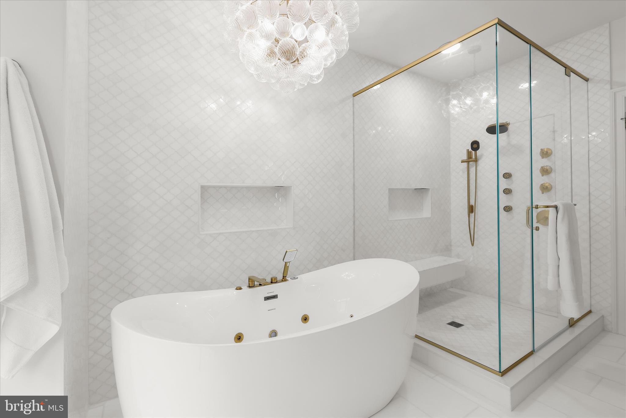 PIER HOMES AT HARBORVIEW - Residential