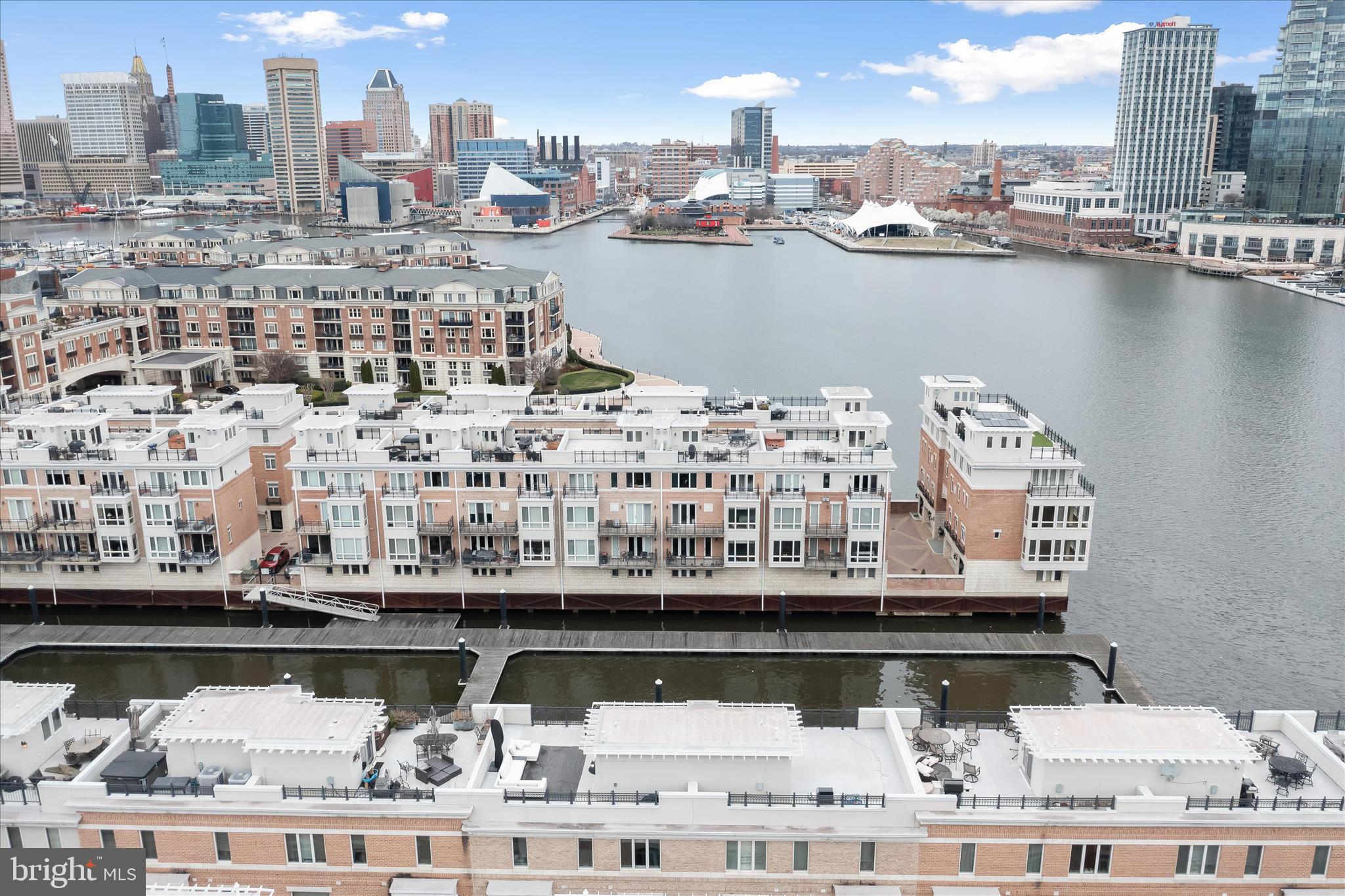 PIER HOMES AT HARBORVIEW - Residential