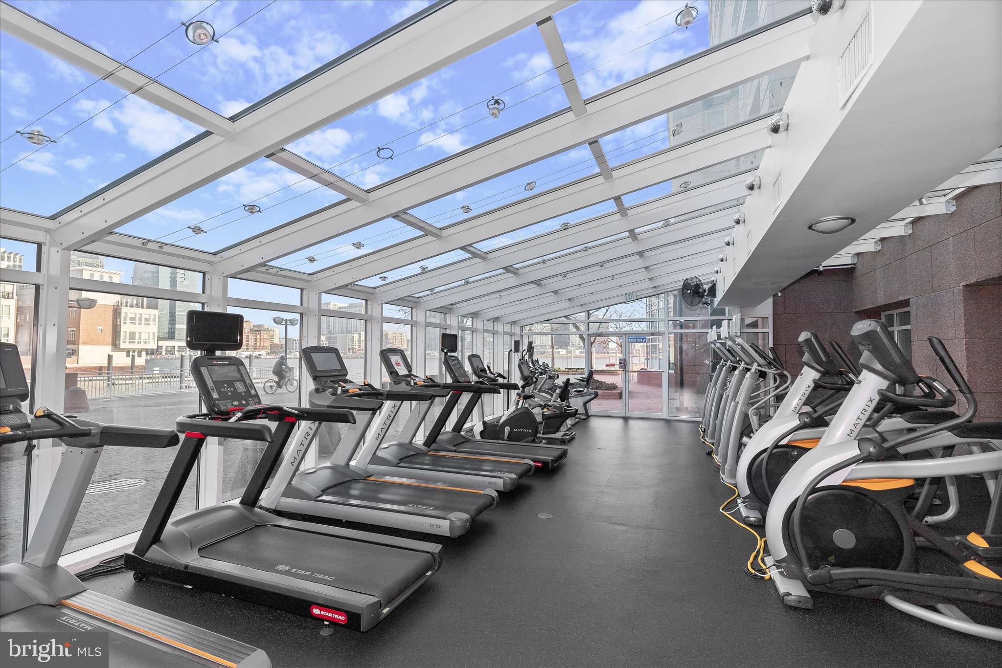 PIER HOMES AT HARBORVIEW - Residential