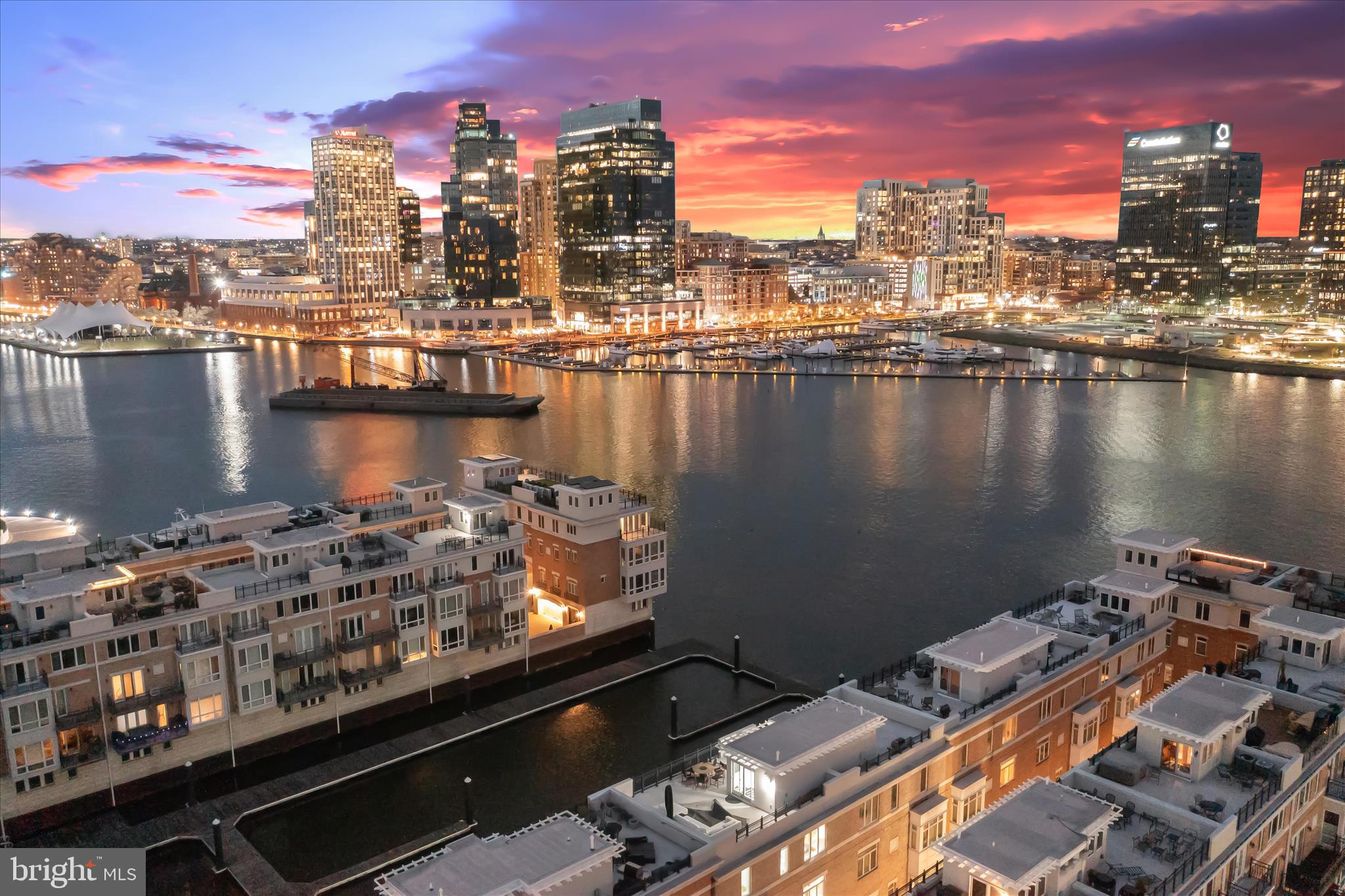 PIER HOMES AT HARBORVIEW - Residential