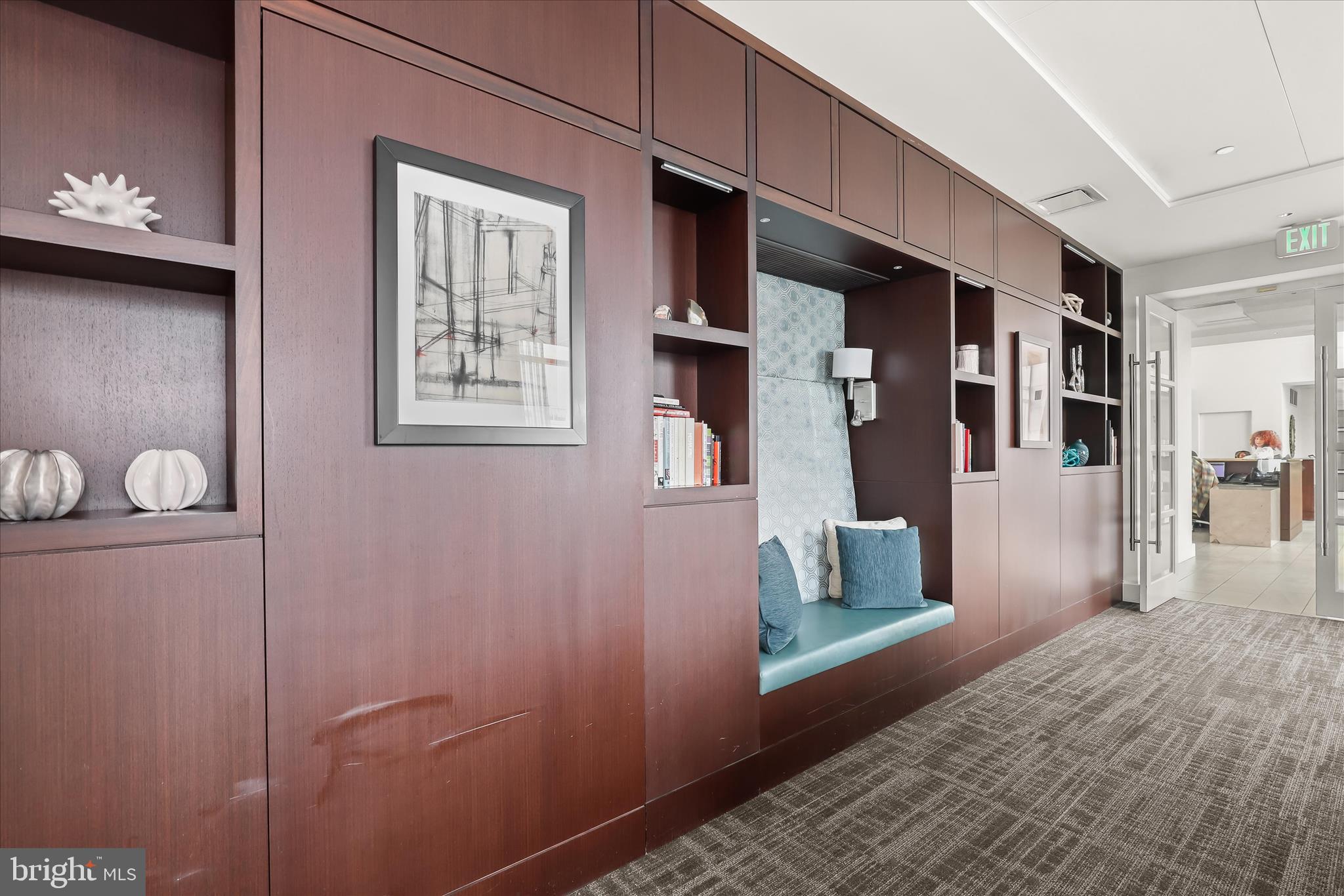 PIER HOMES AT HARBORVIEW - Residential