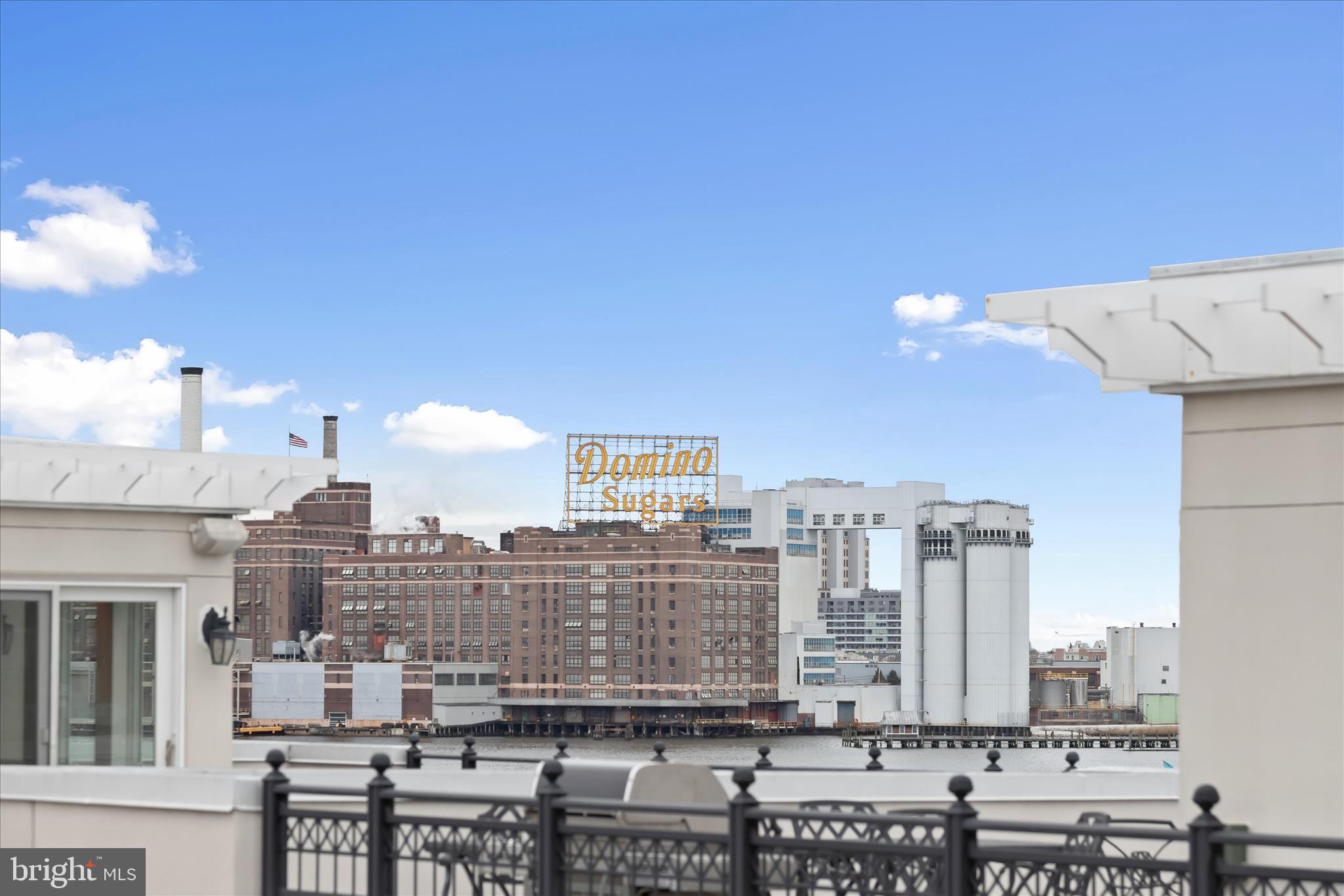 PIER HOMES AT HARBORVIEW - Residential