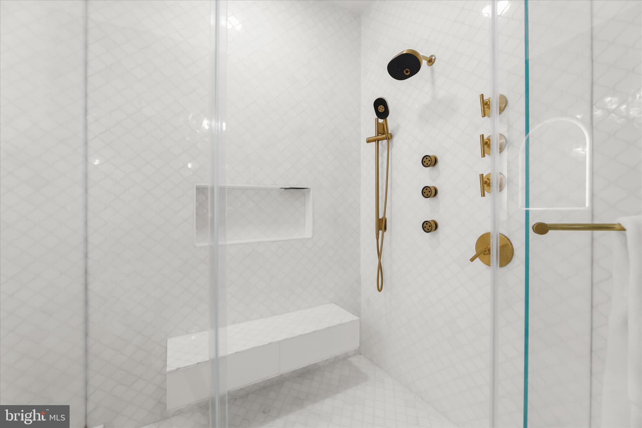 PIER HOMES AT HARBORVIEW - Residential